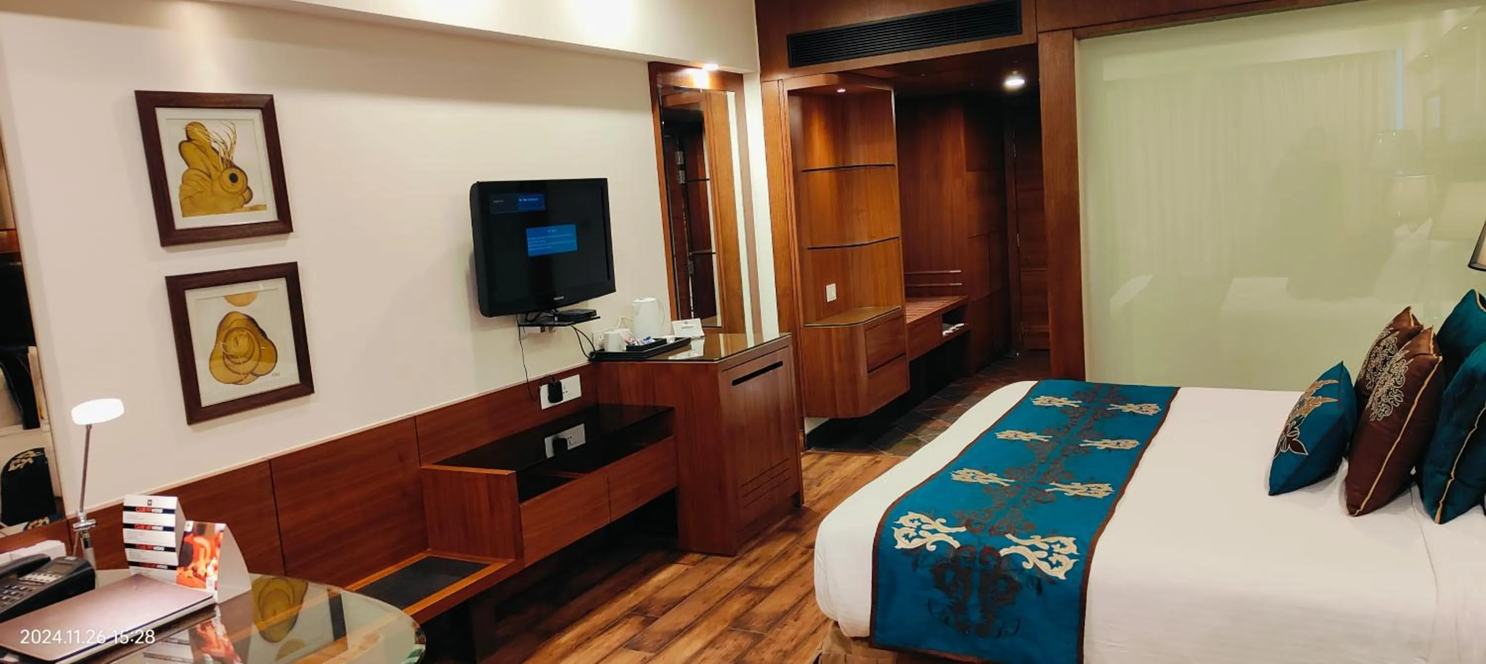 TV and multimedia, Bed in Marina- Shimla First Designer Boutique Hotel