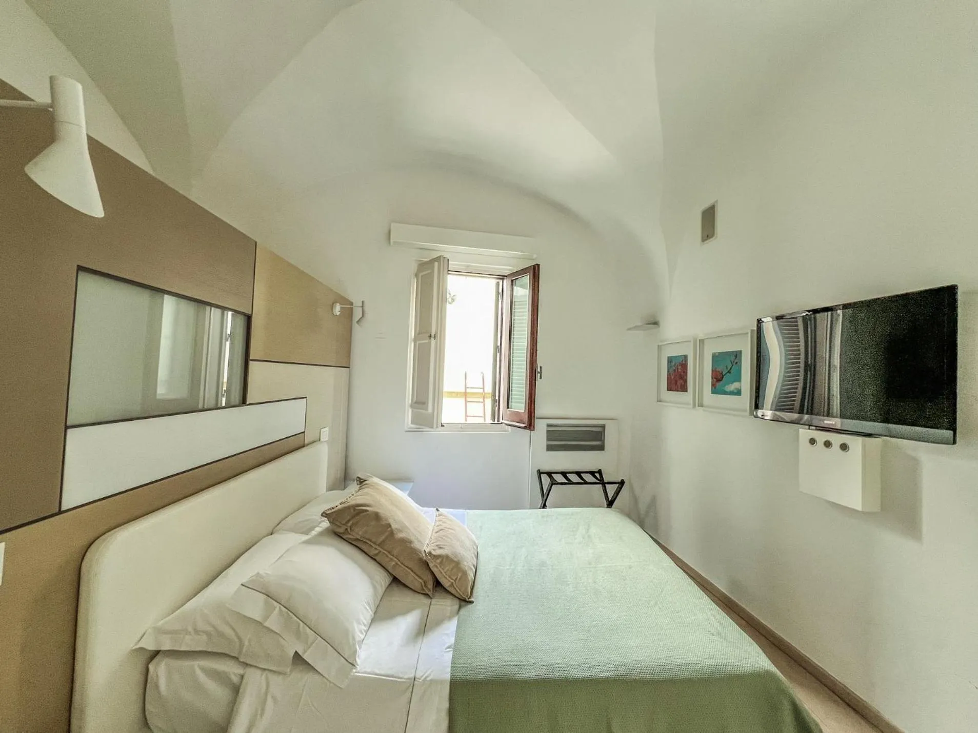 bunk bed, Bed in Santacroce Luxury Rooms