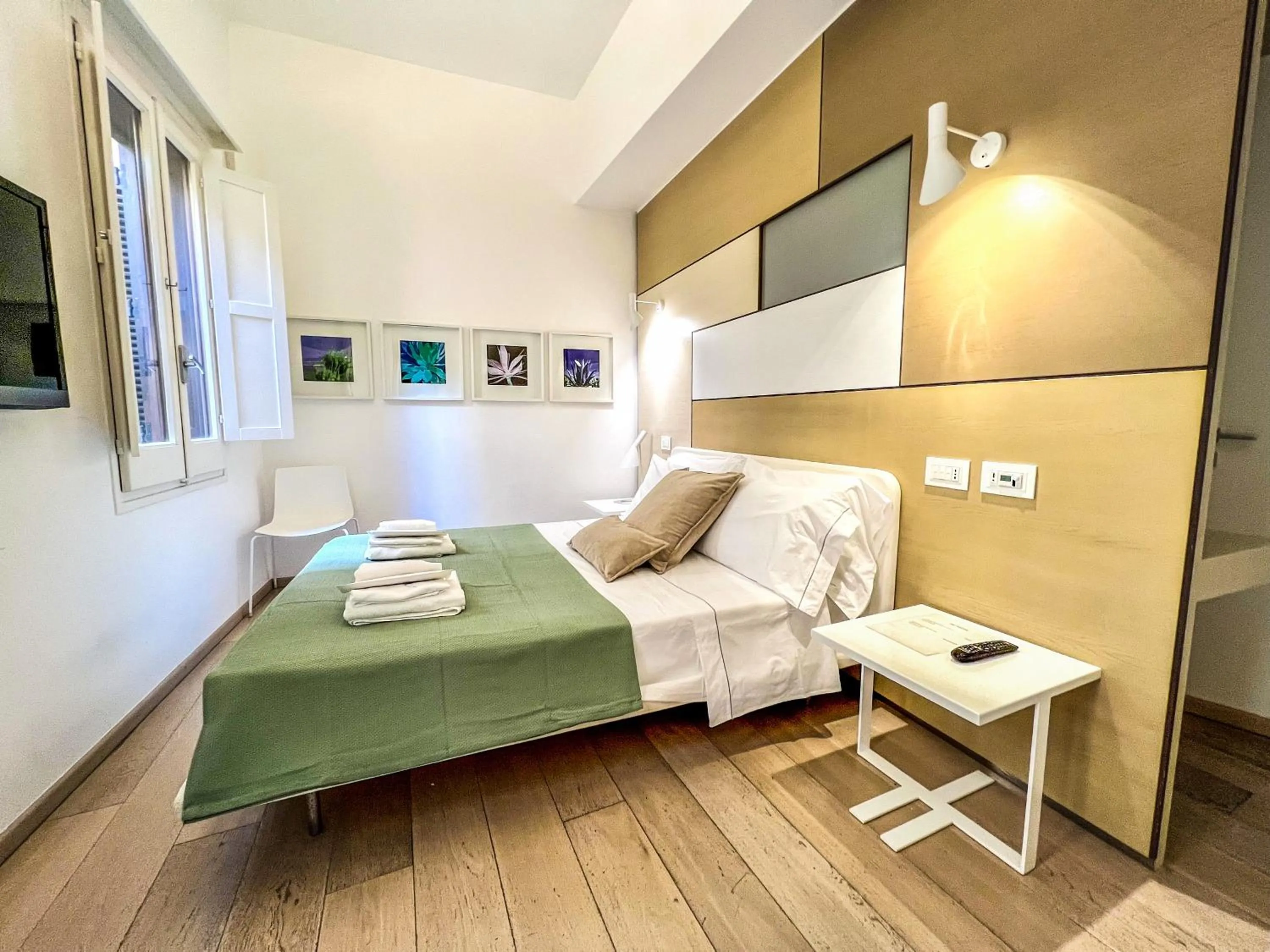 Bedroom, Bed in Santacroce Luxury Rooms