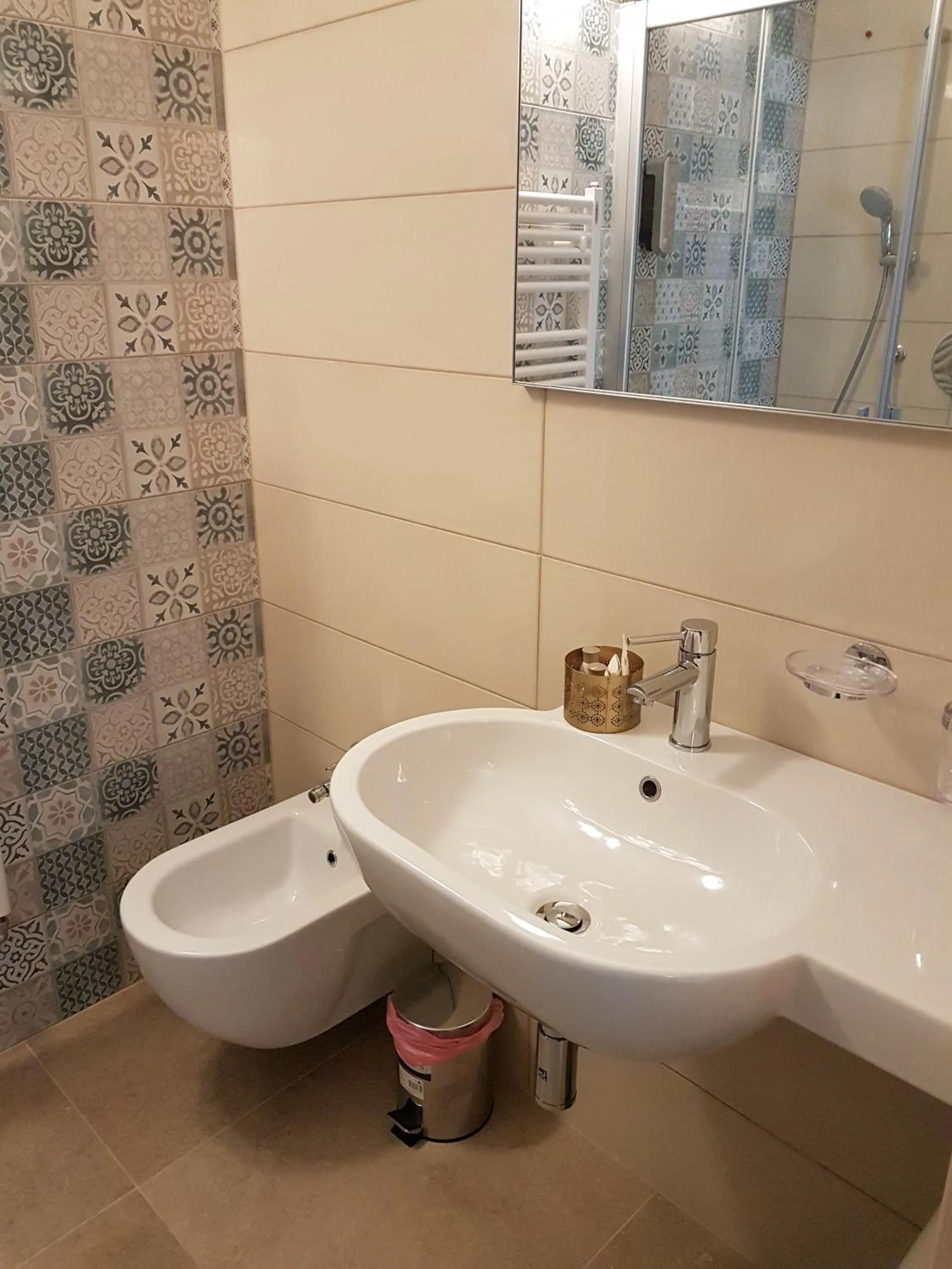 Shower in Hotel Albatros 3 Stelle Superior