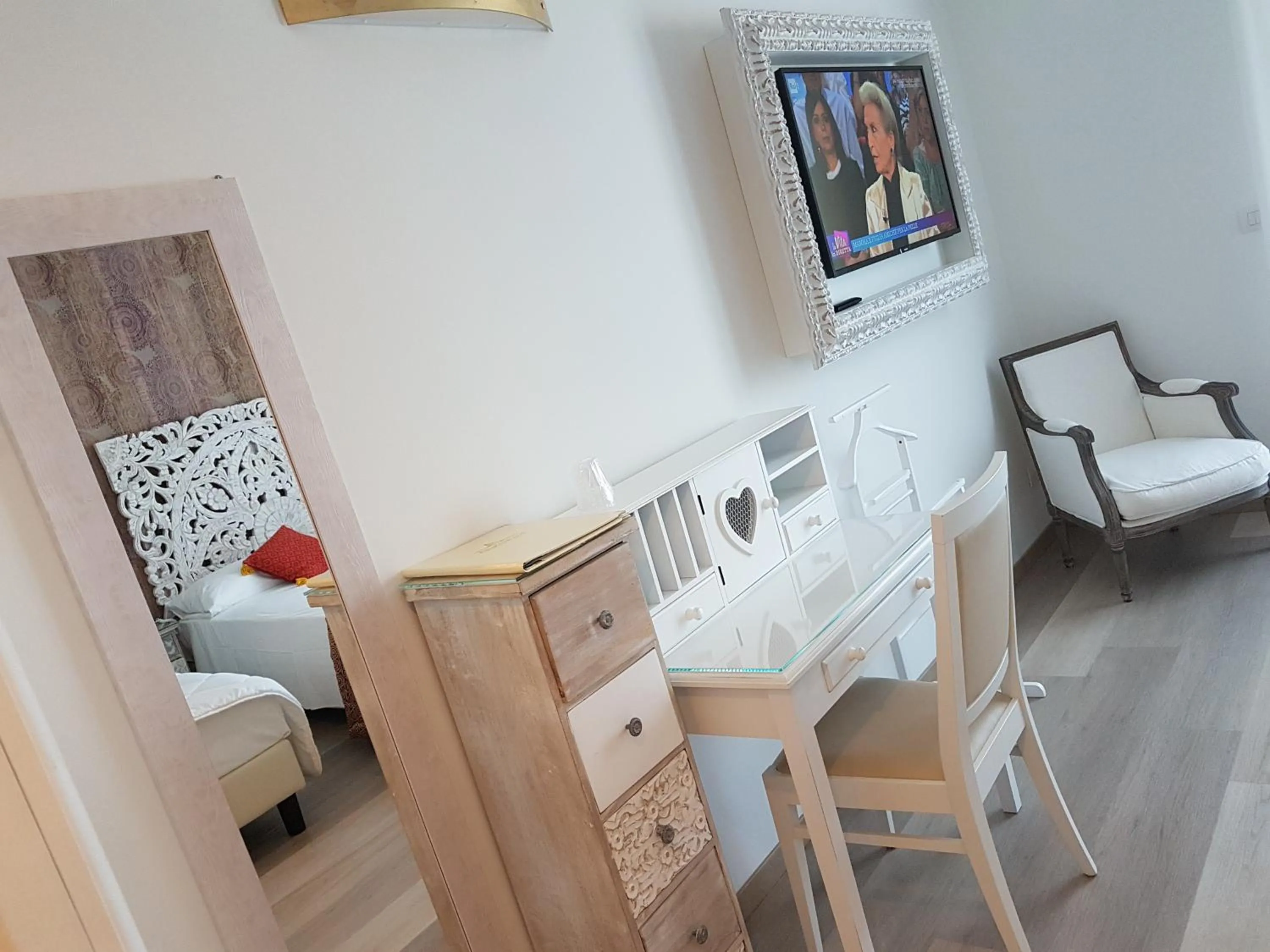 Living room, Bed in Hotel Albatros 3 Stelle Superior