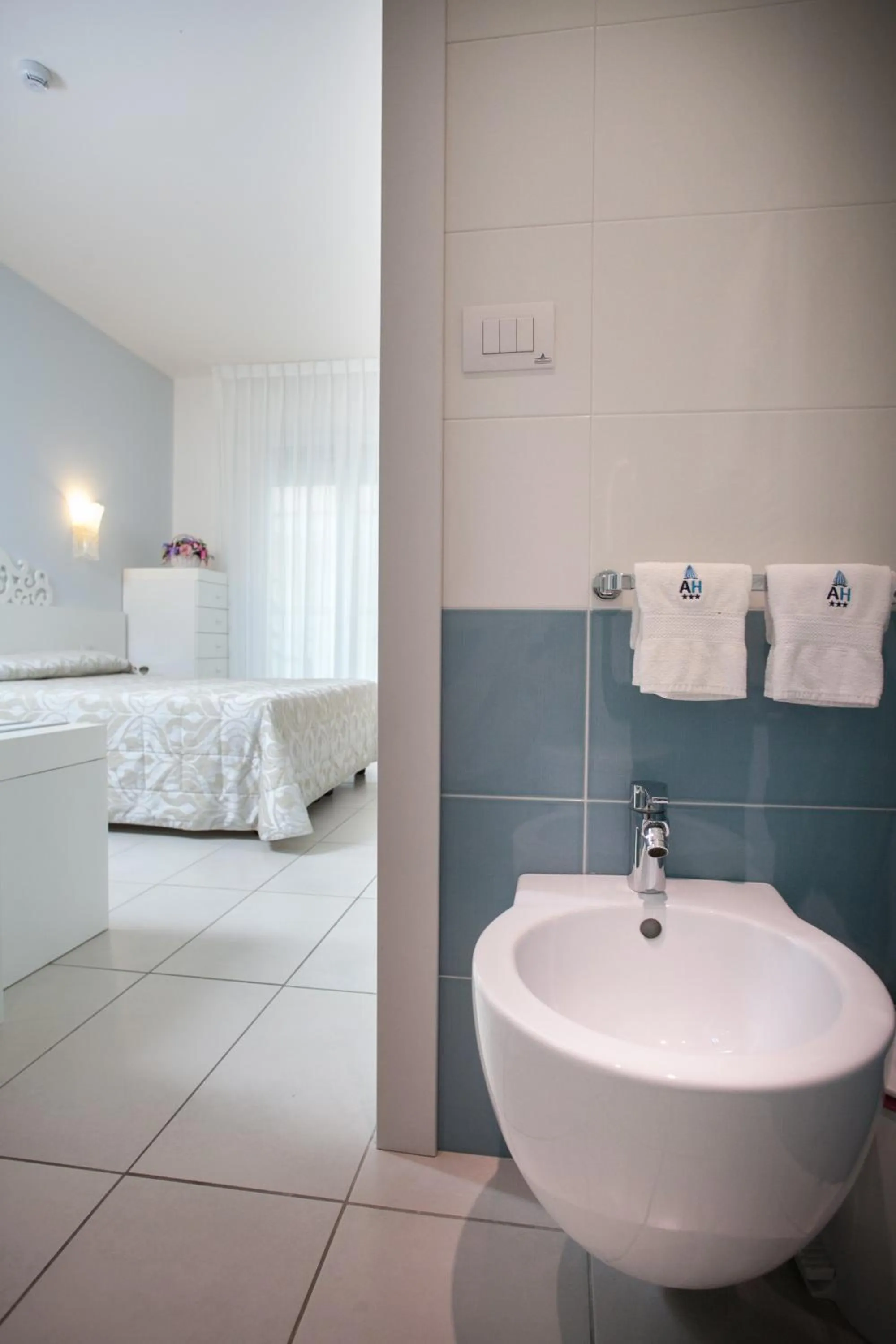 Shower, Bed in Hotel Albatros 3 Stelle Superior