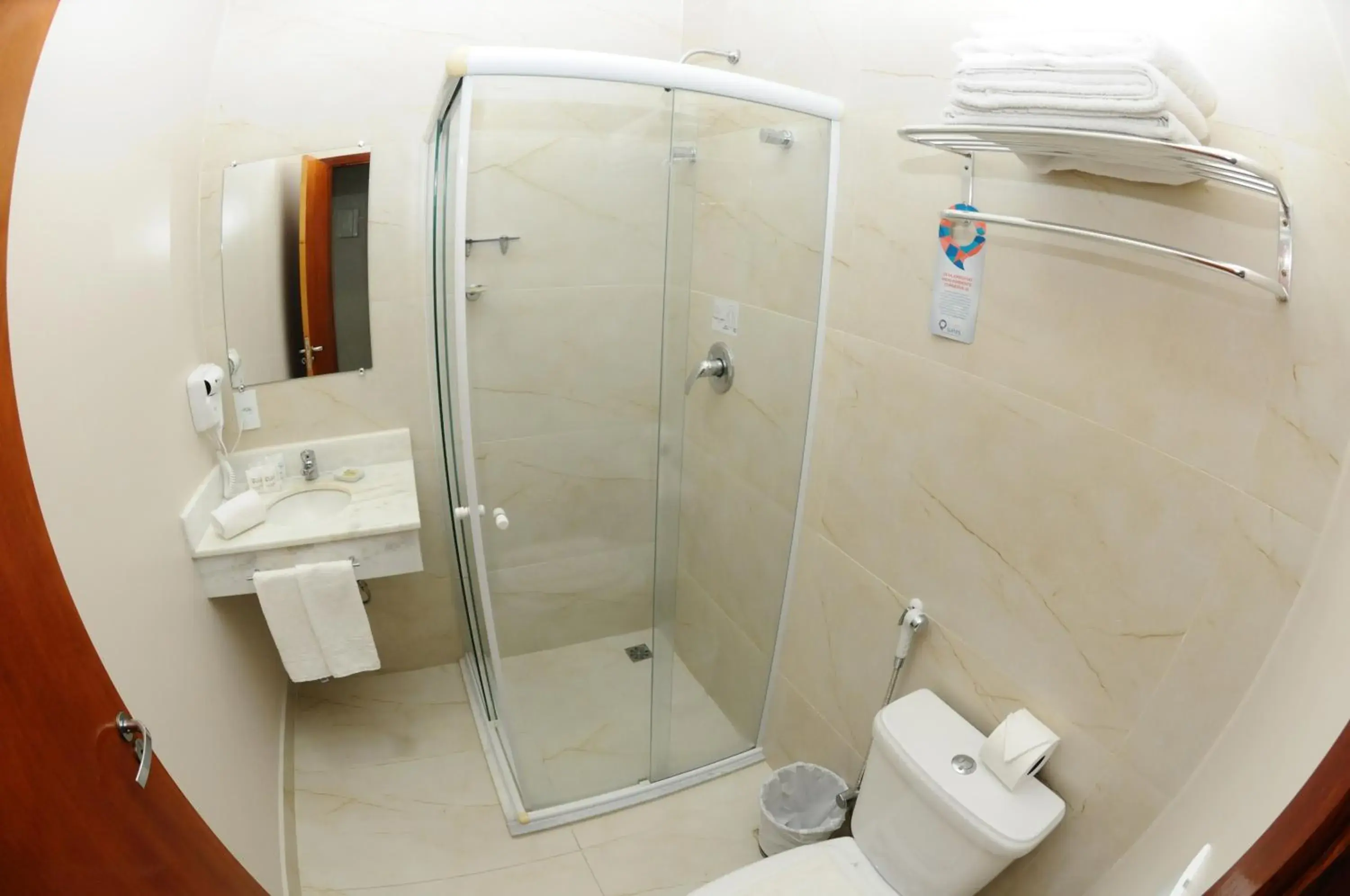 Triple Room in Limeira Suítes Triple Room in Limeira Suítes