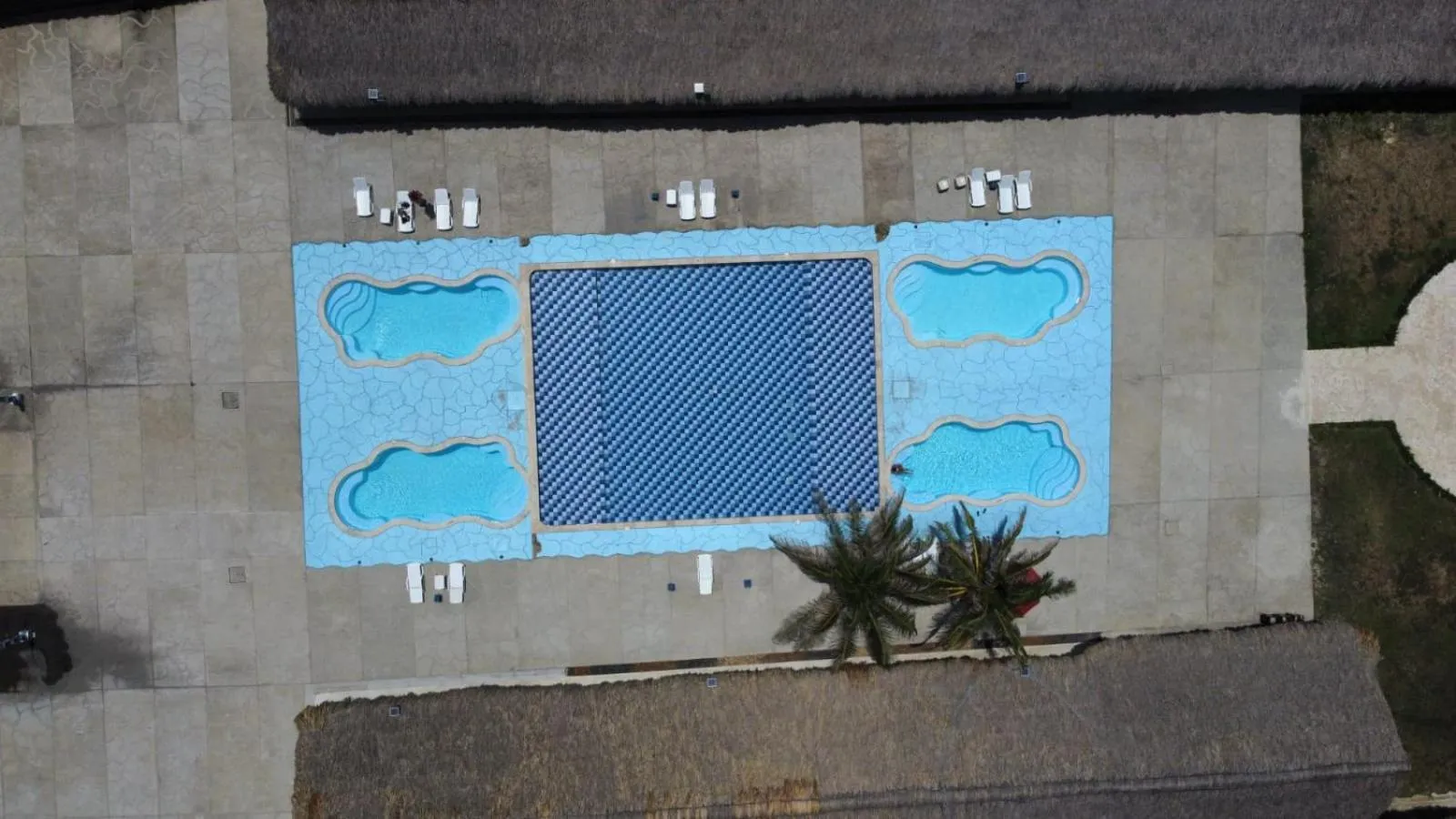 Swimming pool in Hotel Arena Beach Cartagena