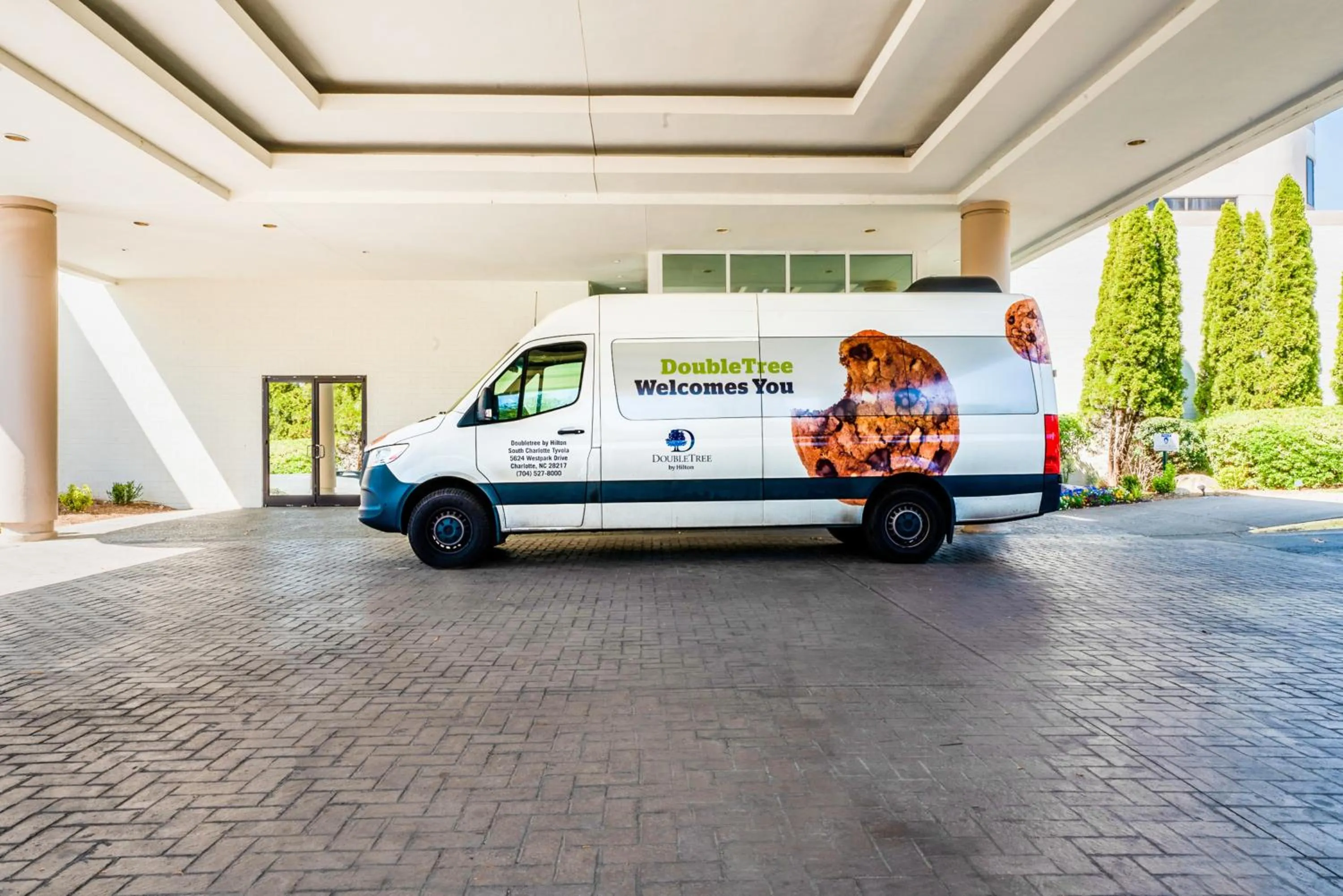 shuttle in DoubleTree by Hilton South Charlotte Tyvola
