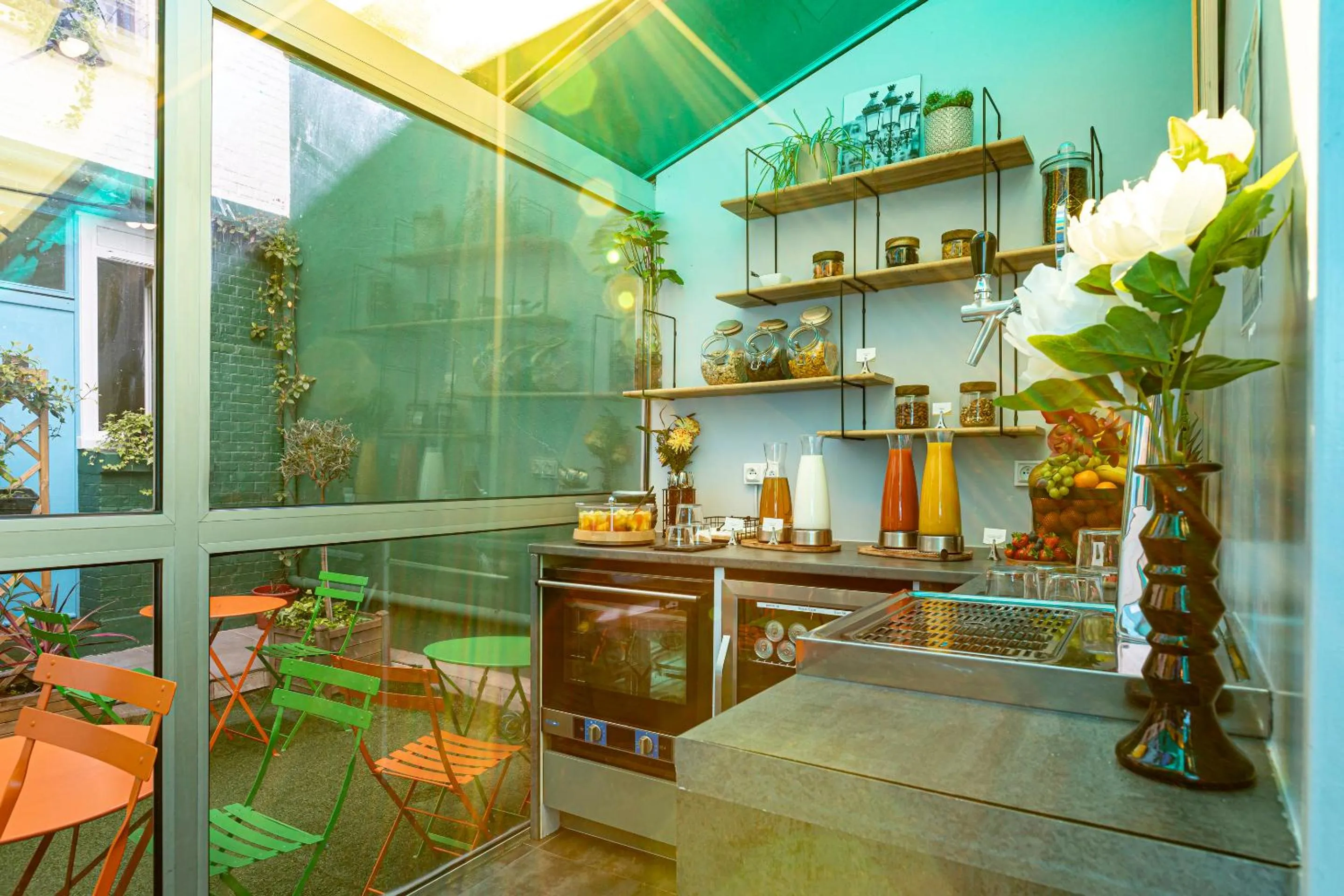 Patio in Hotel Alpha Paris Eiffel by Patrick Hayat