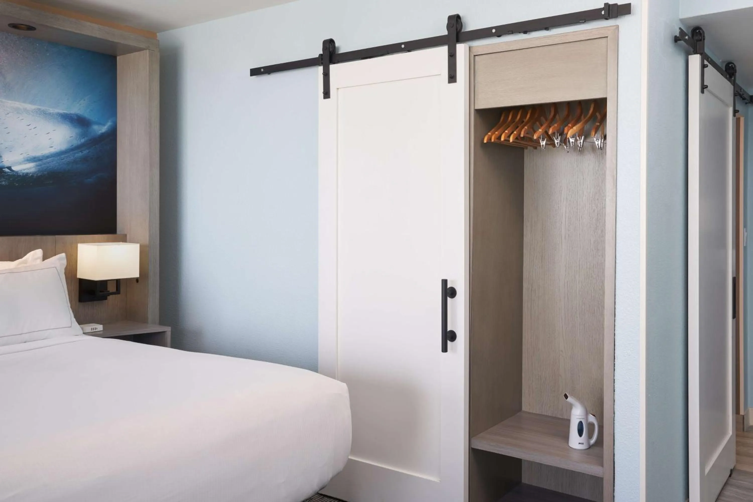 Bed in Hilton Cocoa Beach Oceanfront