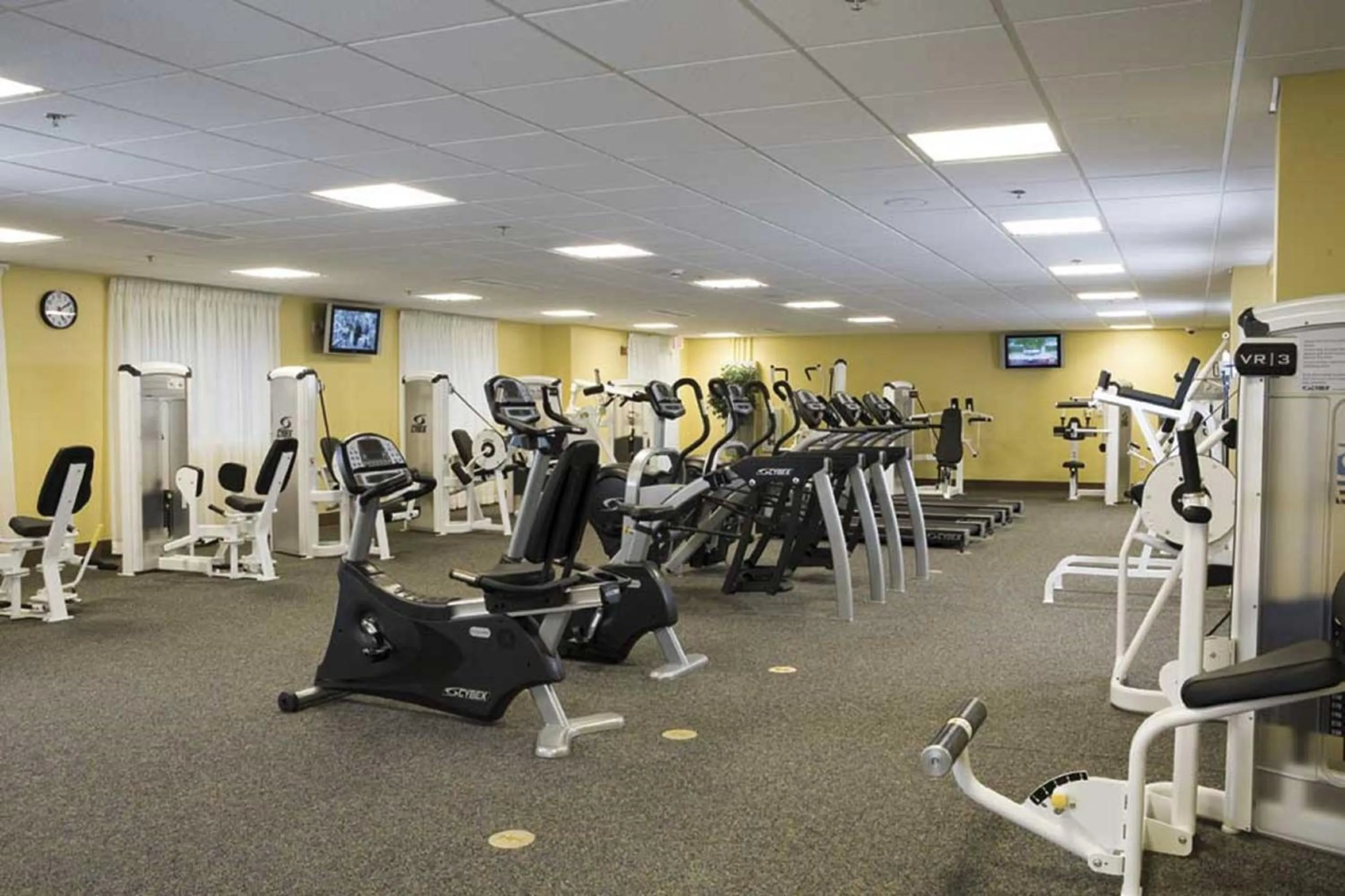 Fitness centre/facilities in Holiday Inn Express & Suites Charlottesville - Ruckersville by IHG