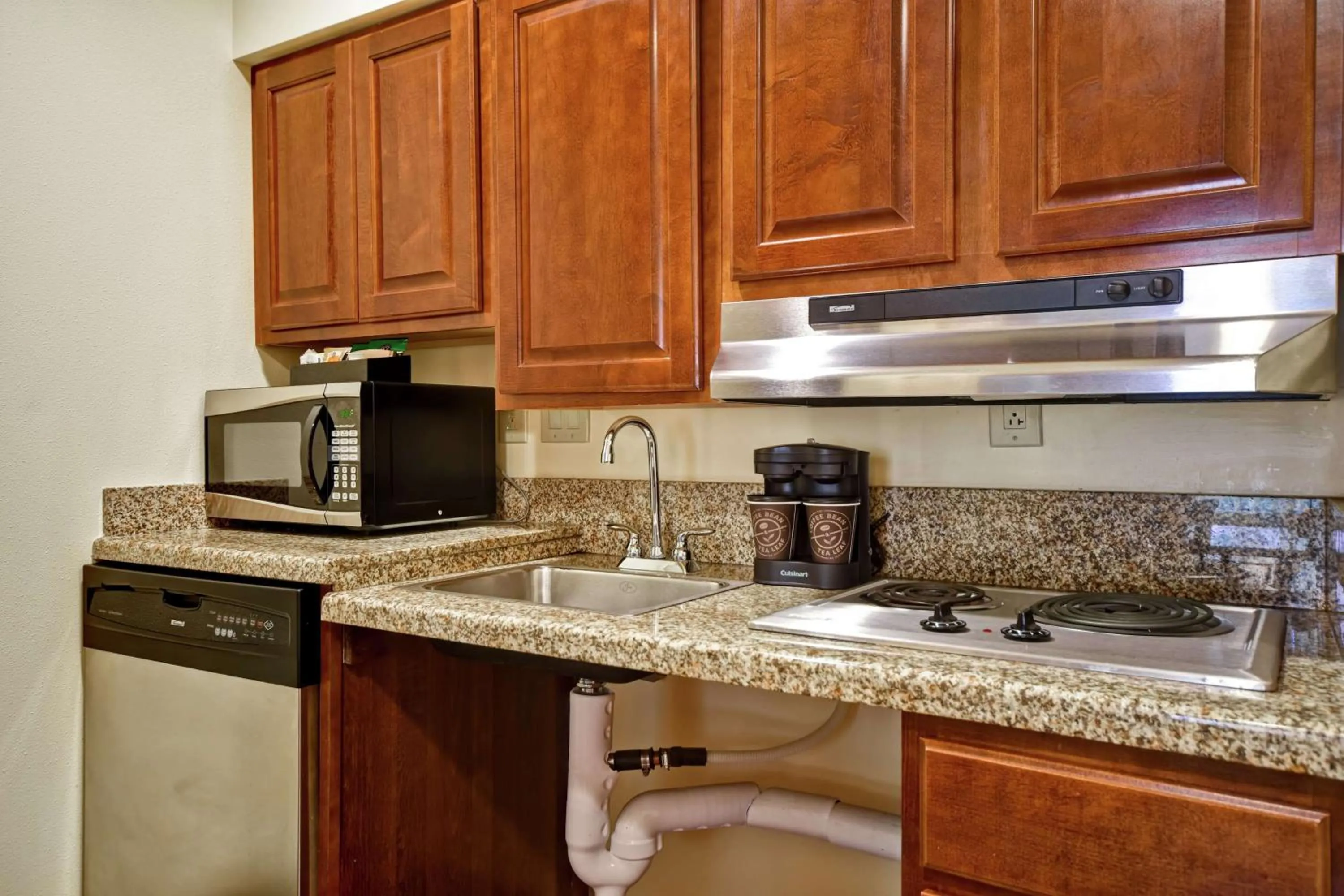 Kitchen or kitchenette in Homewood Suites by Hilton Charleston Airport/Convention Center