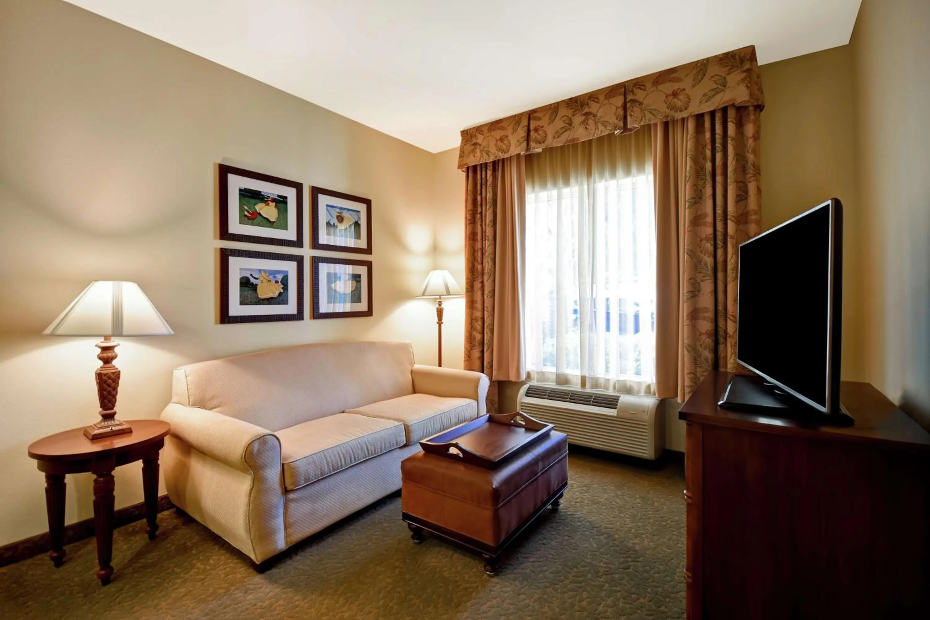 Bedroom in Homewood Suites by Hilton Charleston Airport/Convention Center