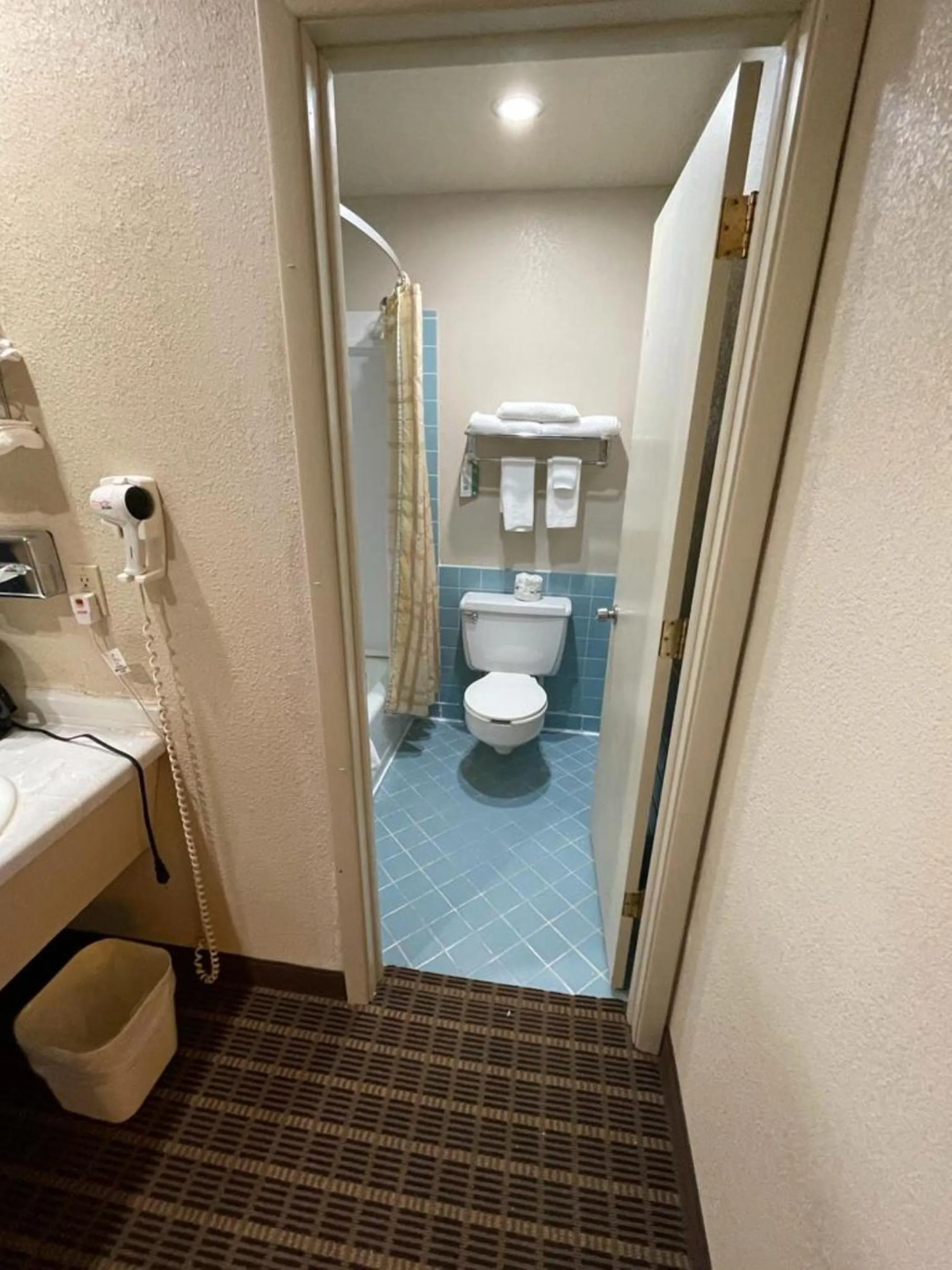 Knights Inn & Suites Emporia