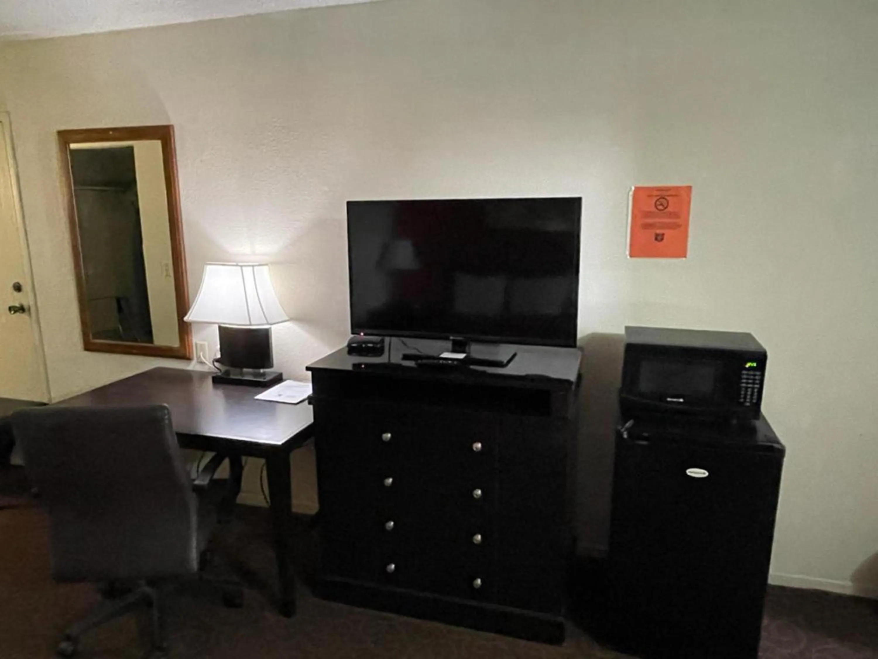 Knights Inn & Suites Emporia