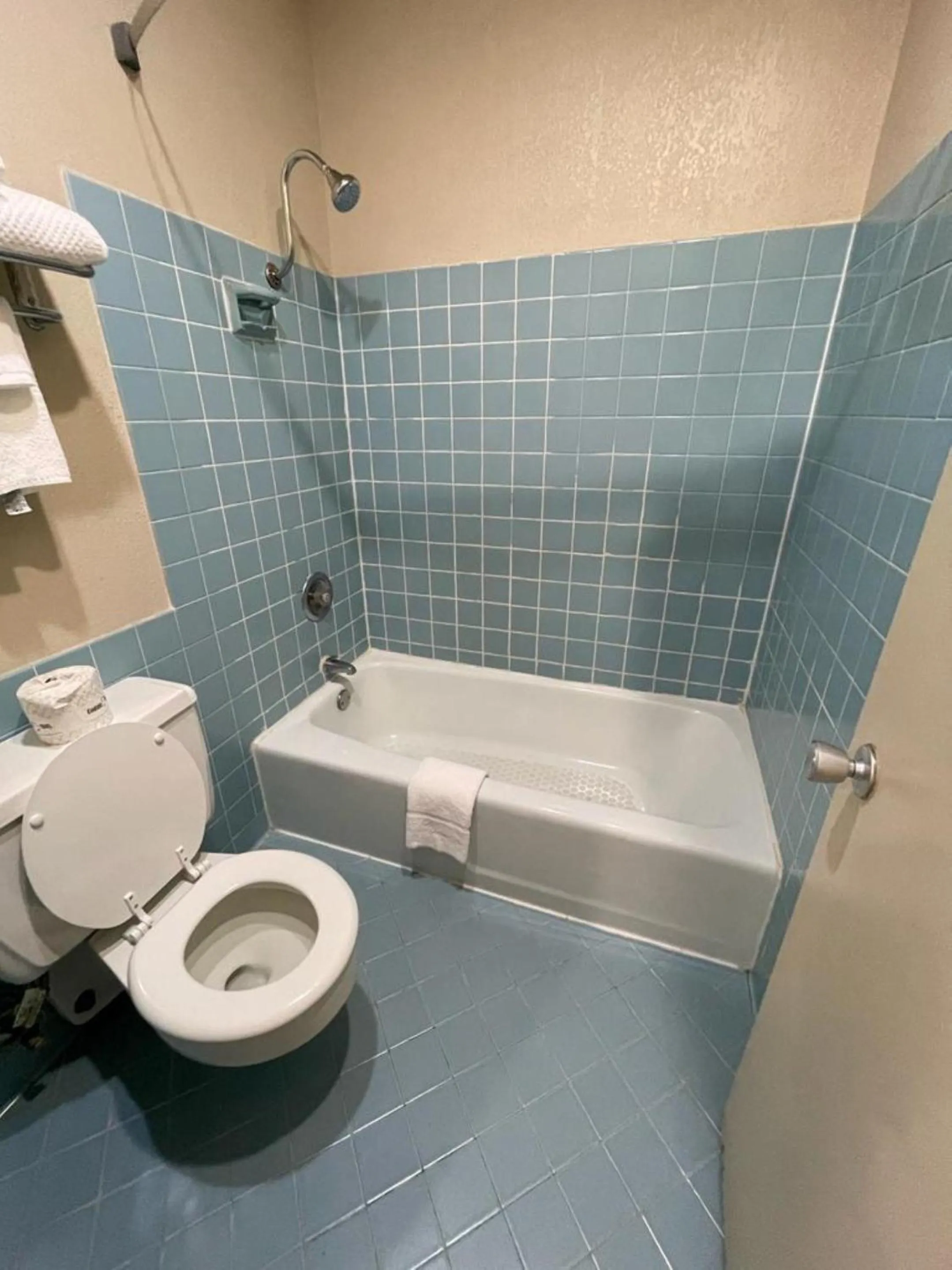 Knights Inn & Suites Emporia