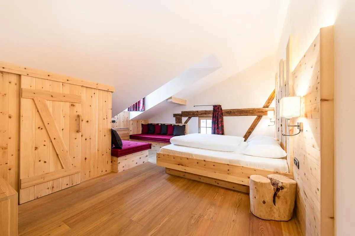 Photo of the whole room, Bed in Gasthof Zur Sonne