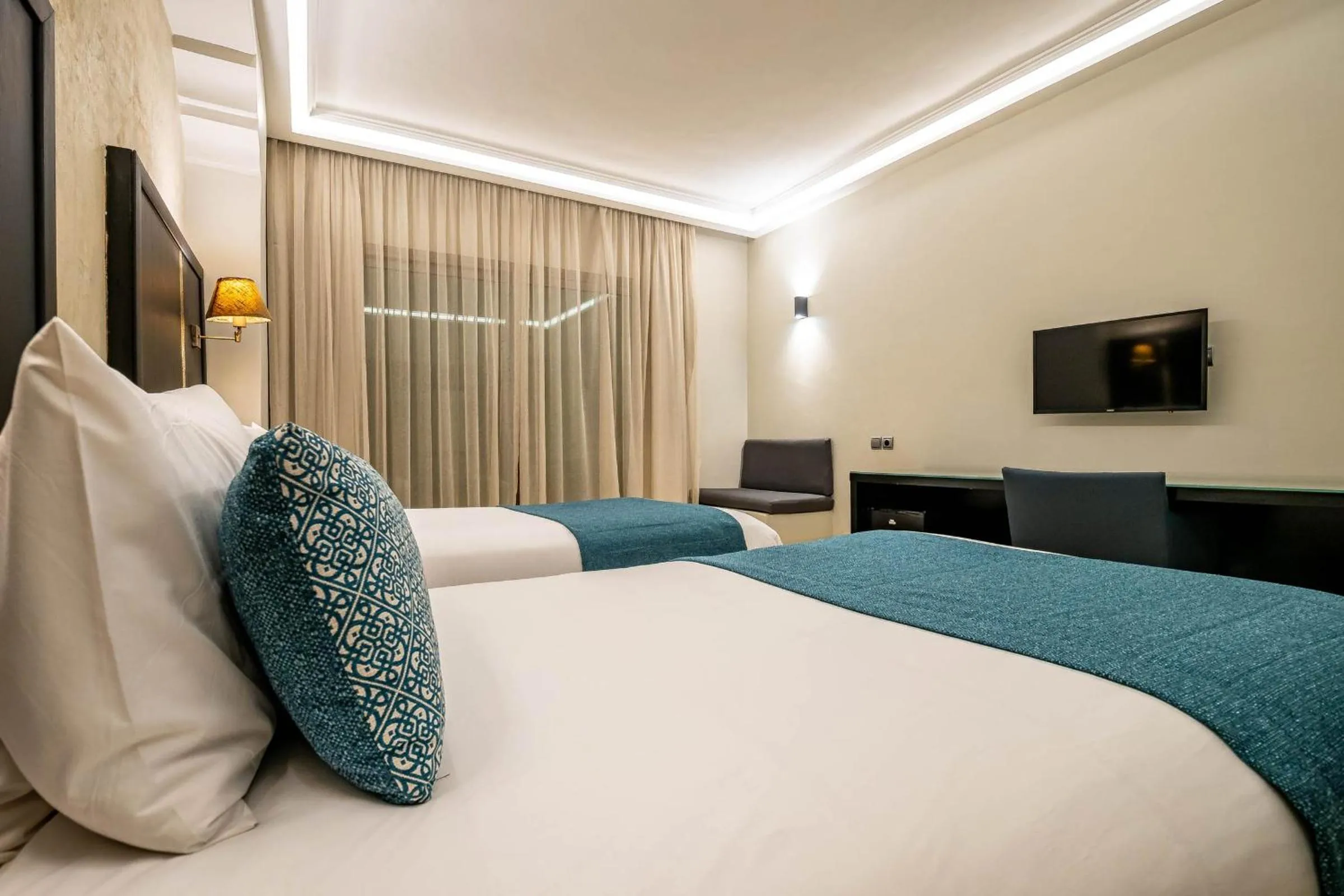 Communal lounge/ TV room, Bed in Diwan Casablanca Hotel & Spa