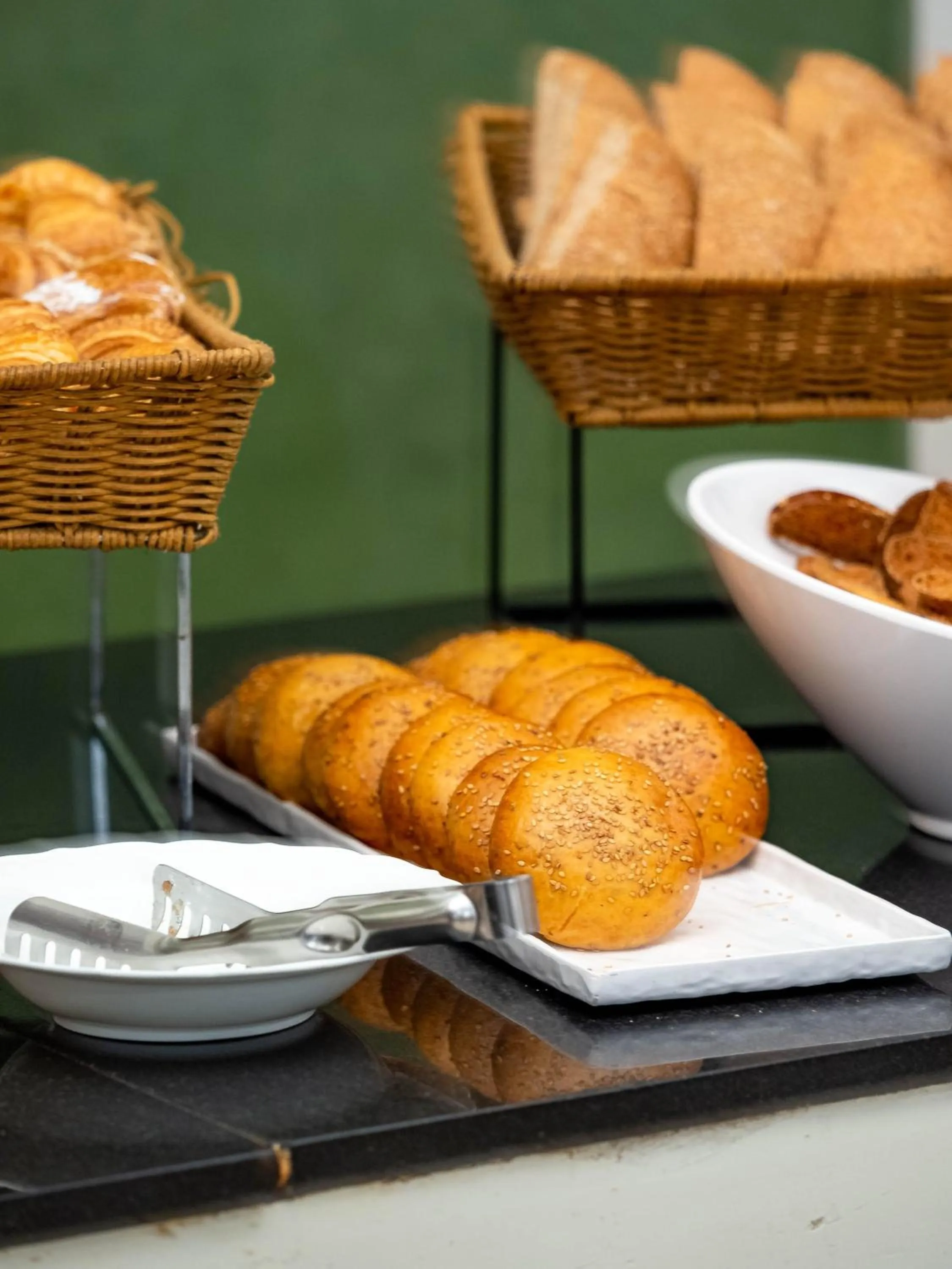 Food and drinks in Diwan Casablanca Hotel & Spa