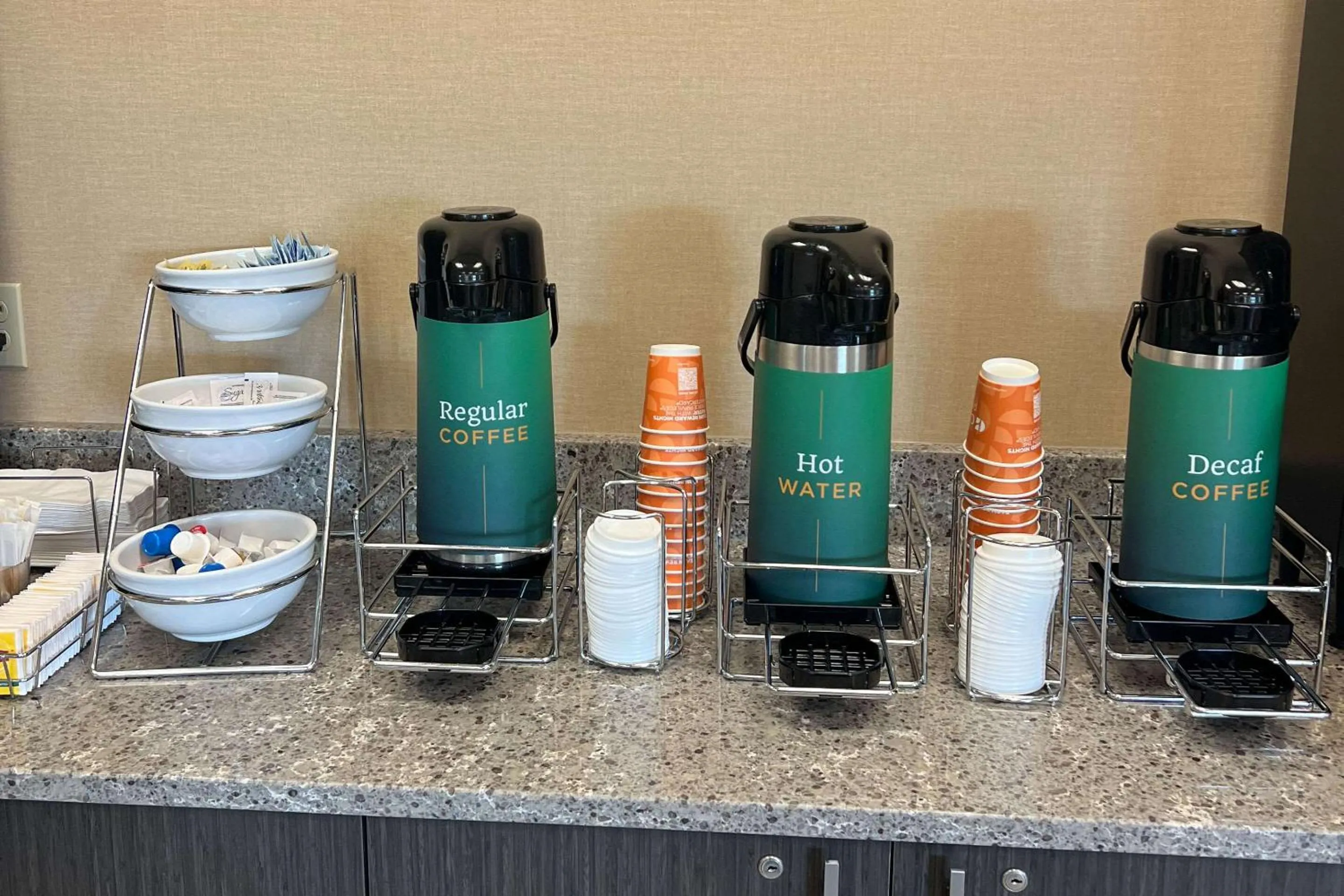 Breakfast in Super 8 by Wyndham Huntington WV