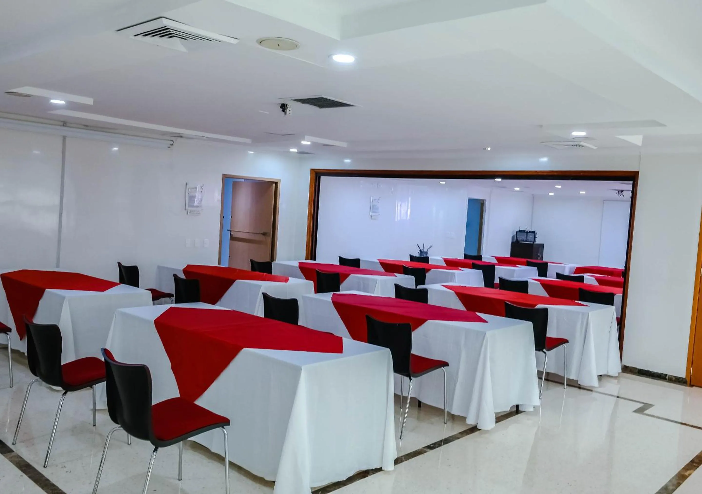Meeting/conference room in Hotel Internacional La Triada