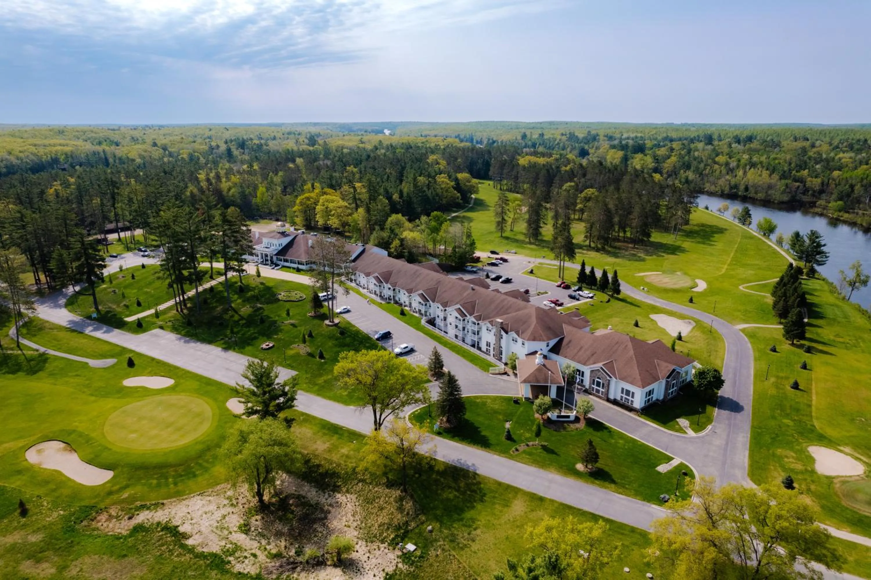 Property building in Four Seasons Island Resort