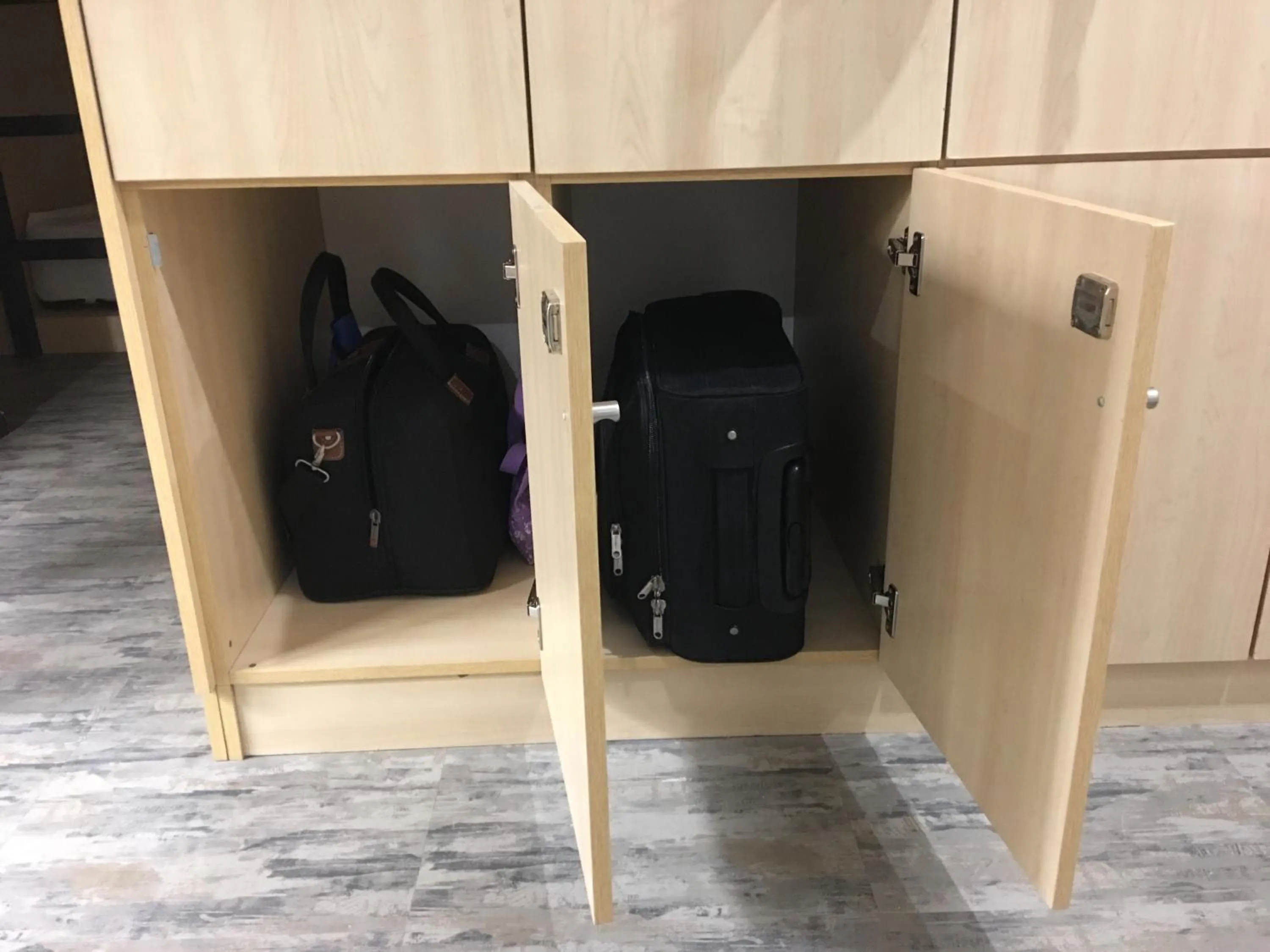 microwave in Signel Hostel