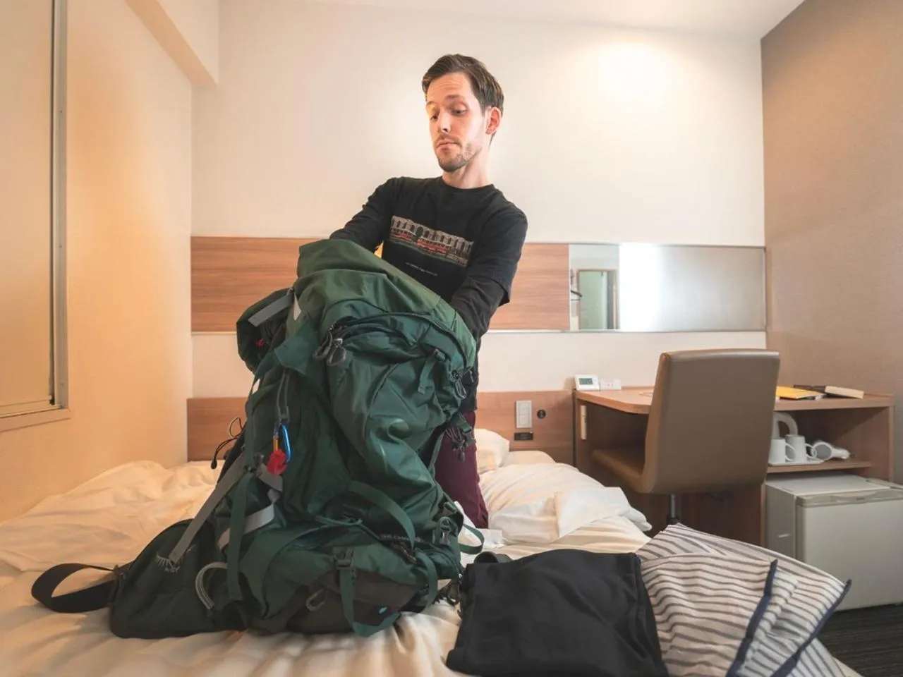 People in Super Hotel JR Shin-Osaka Higashiguchi