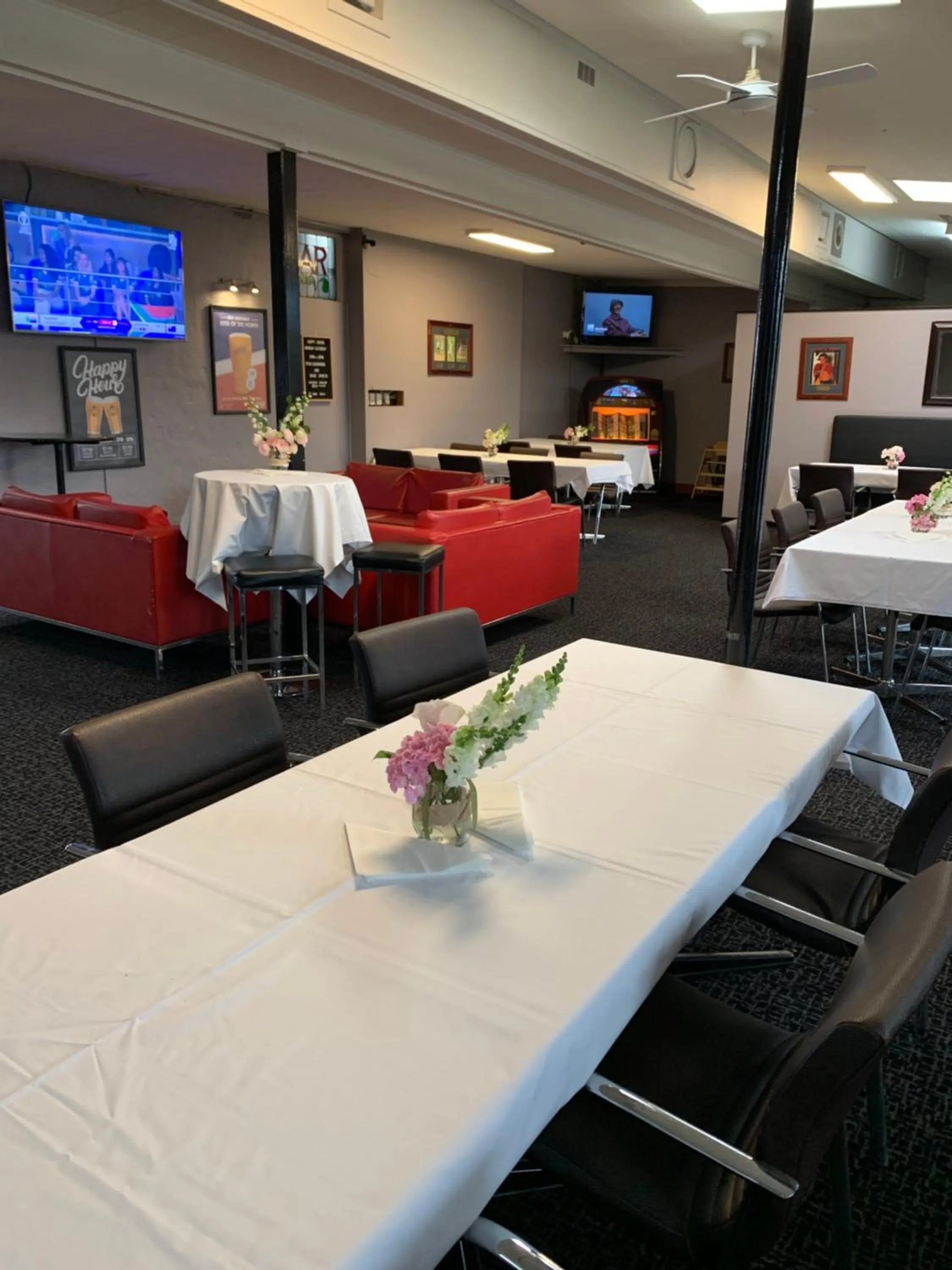 Food and drinks in Guiding Star Motel & Hotel