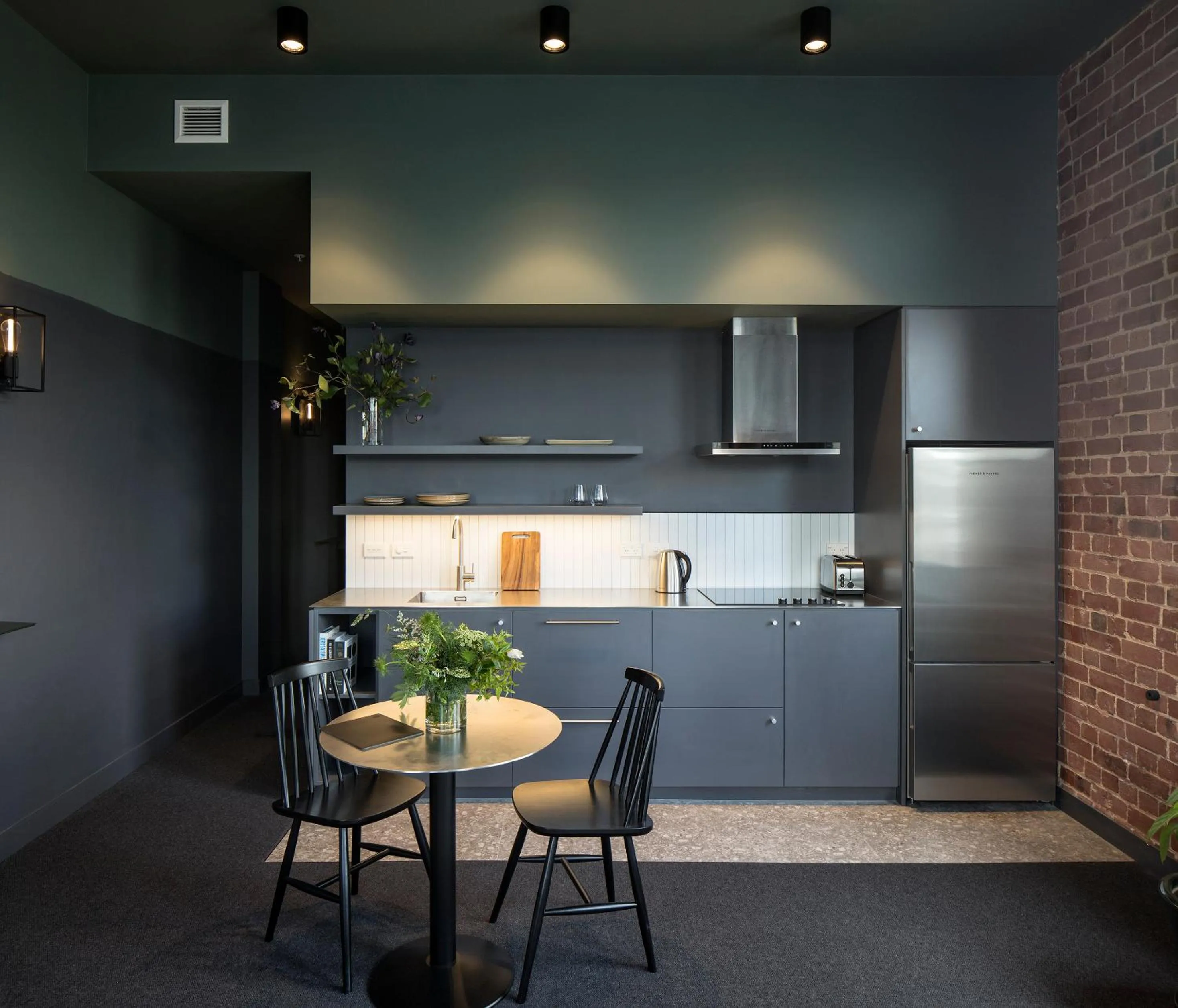 Kitchen or kitchenette in The Chamberson