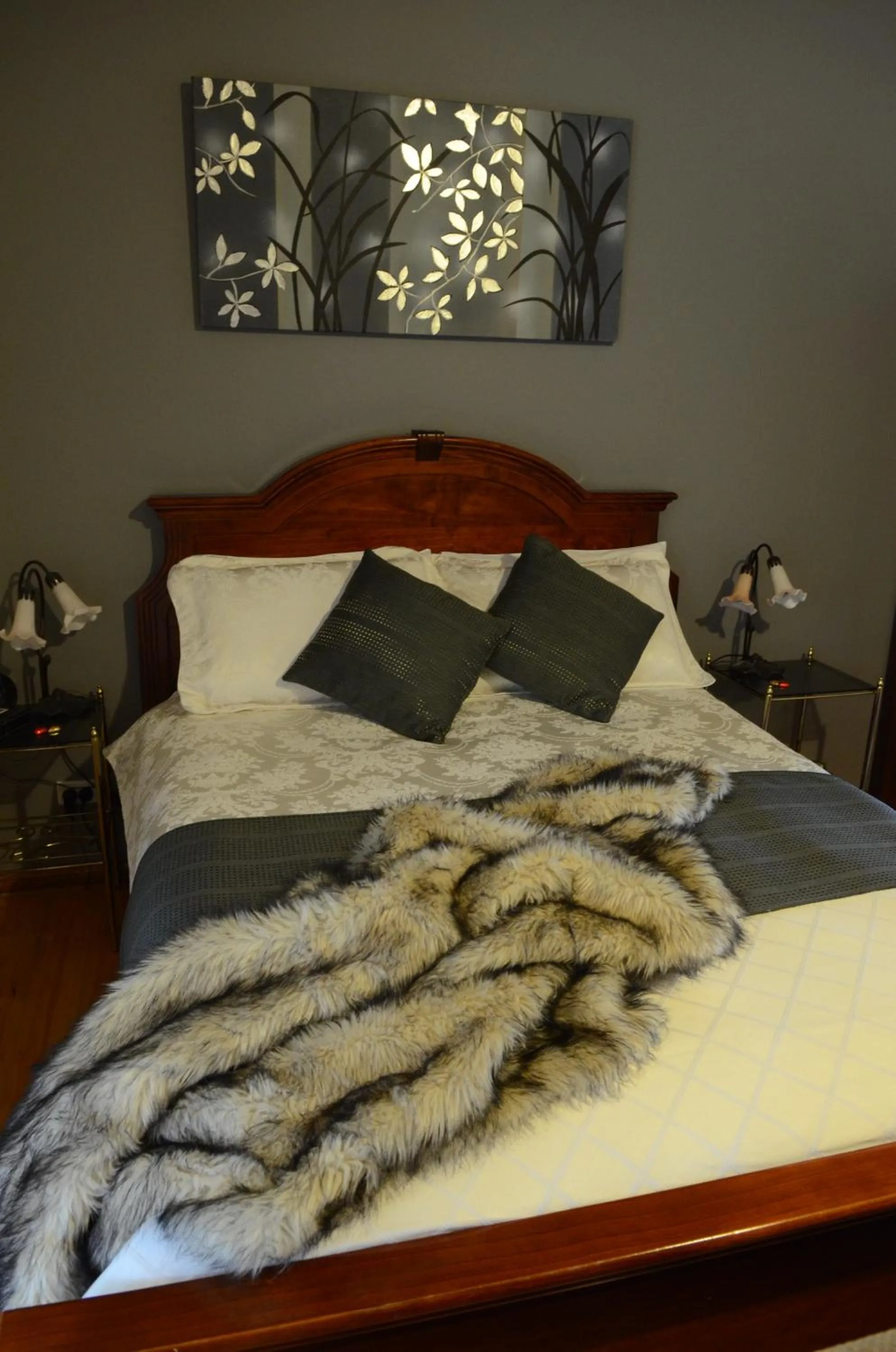 Bedroom, Bed in Glenview Retreat Luxury Accommodation