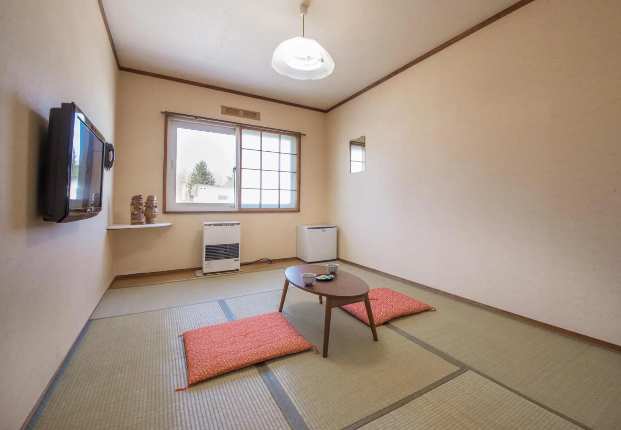 Photo of the whole room in Shiretoko Village