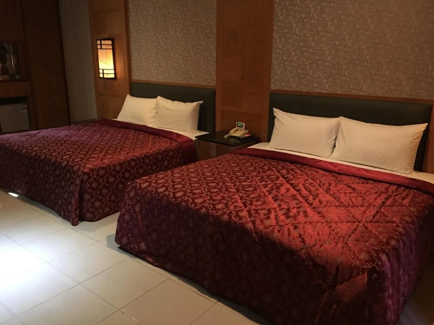 Quadruple Room with Bath in Wen Mei Motel