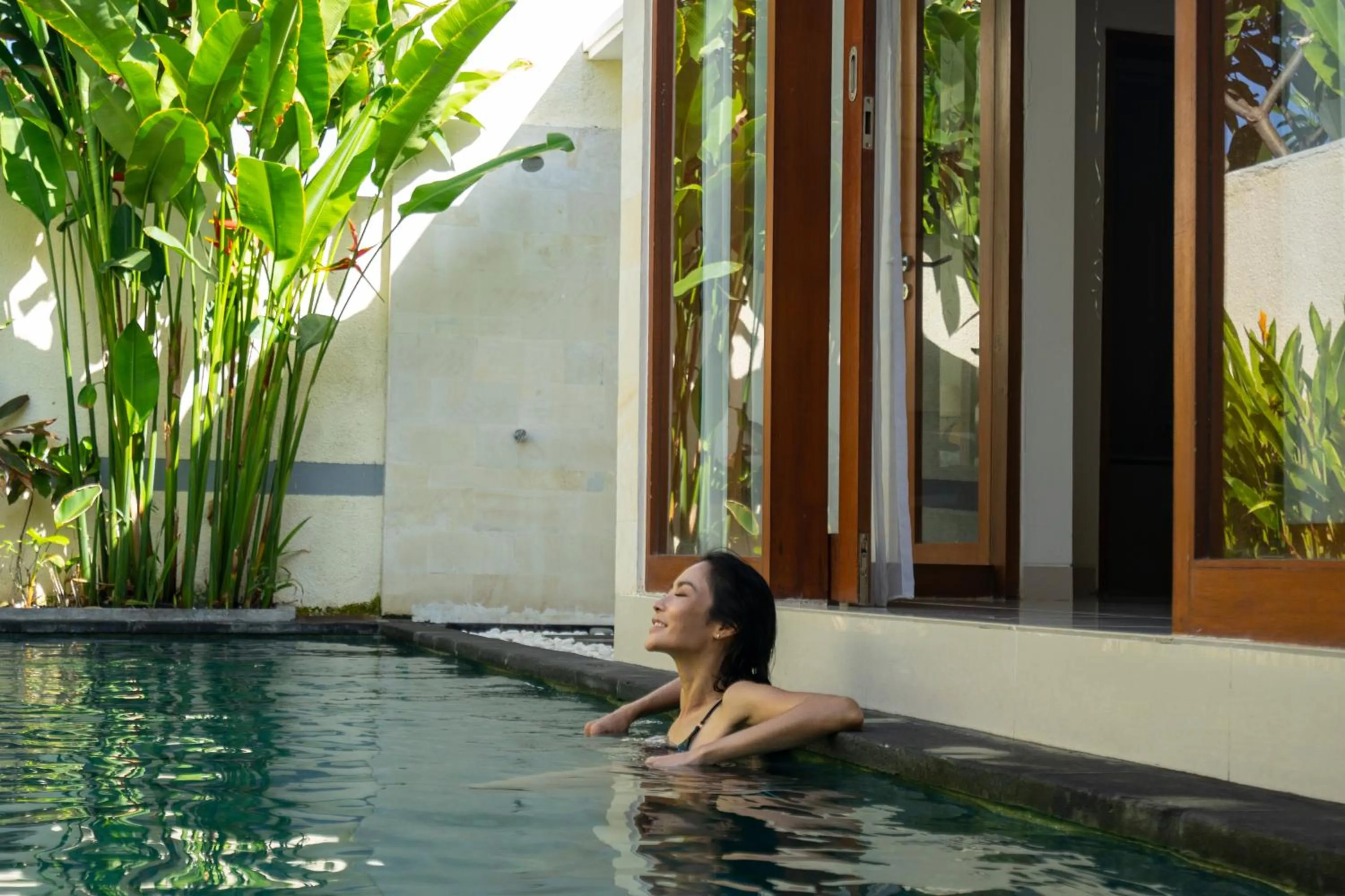 Swimming pool in The Sakaye Villas & Spa by Kanaya Hospitality