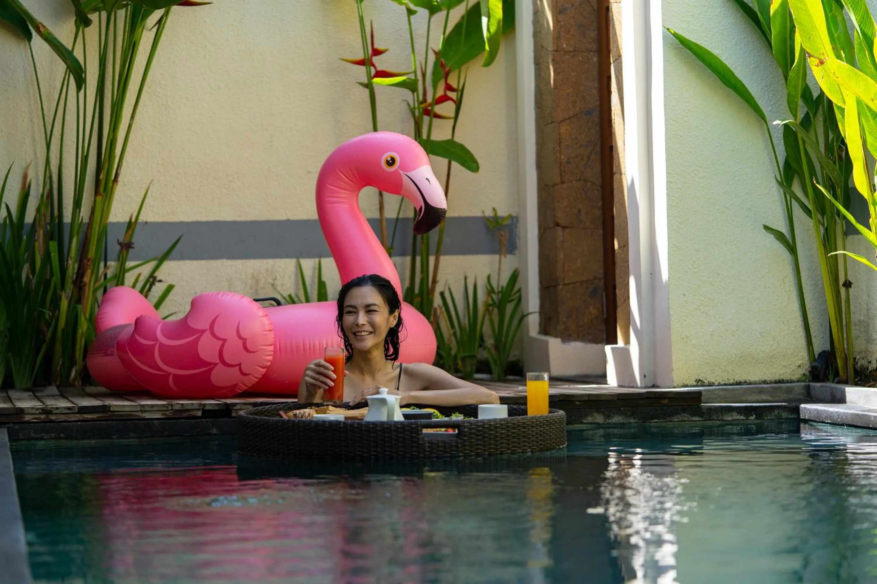 Swimming pool in The Sakaye Villas & Spa by Kanaya Hospitality