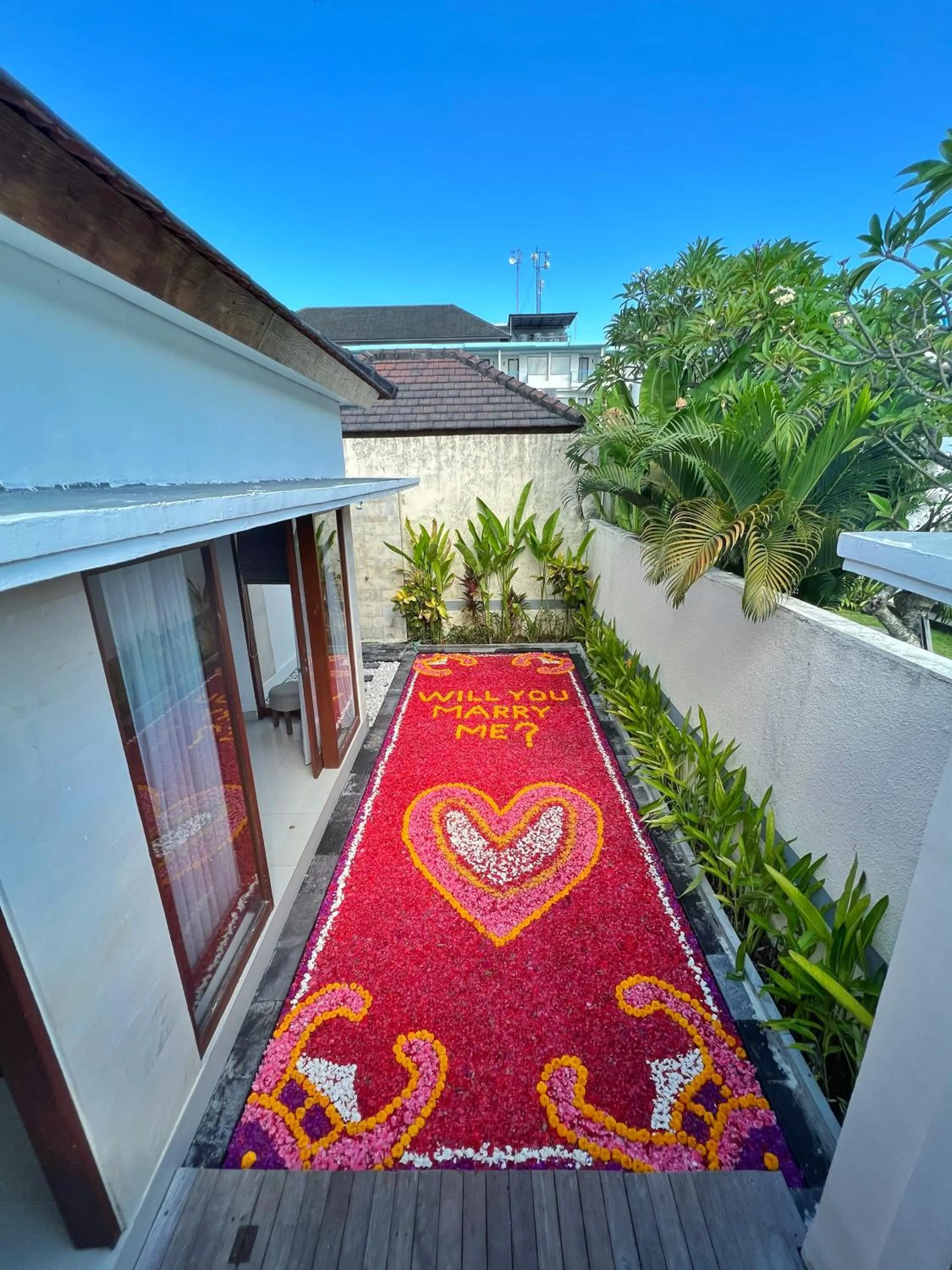 Swimming pool in The Sakaye Villas & Spa by Kanaya Hospitality