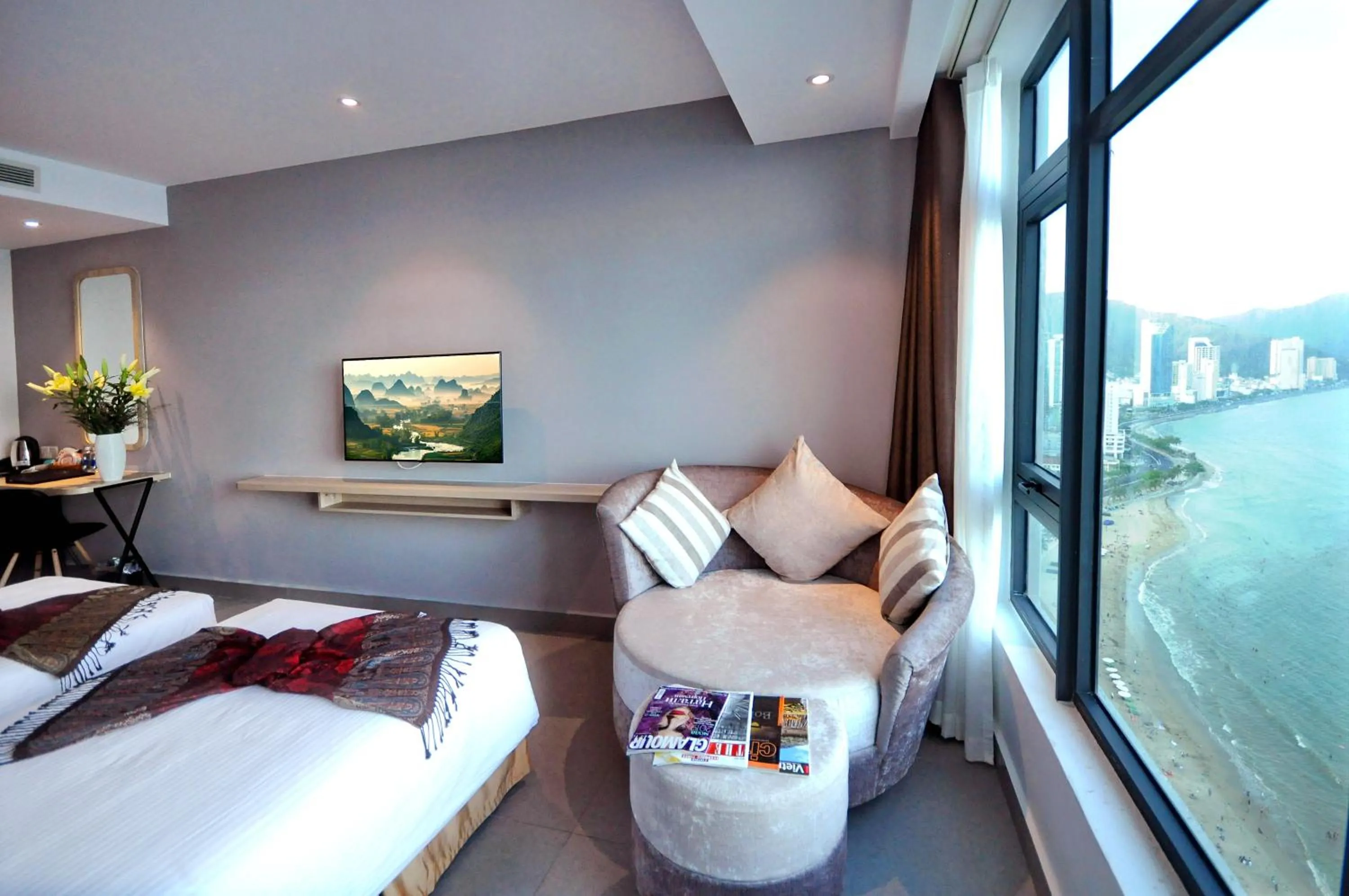 Seating area, Bed in Anrizon Hotel Nha Trang