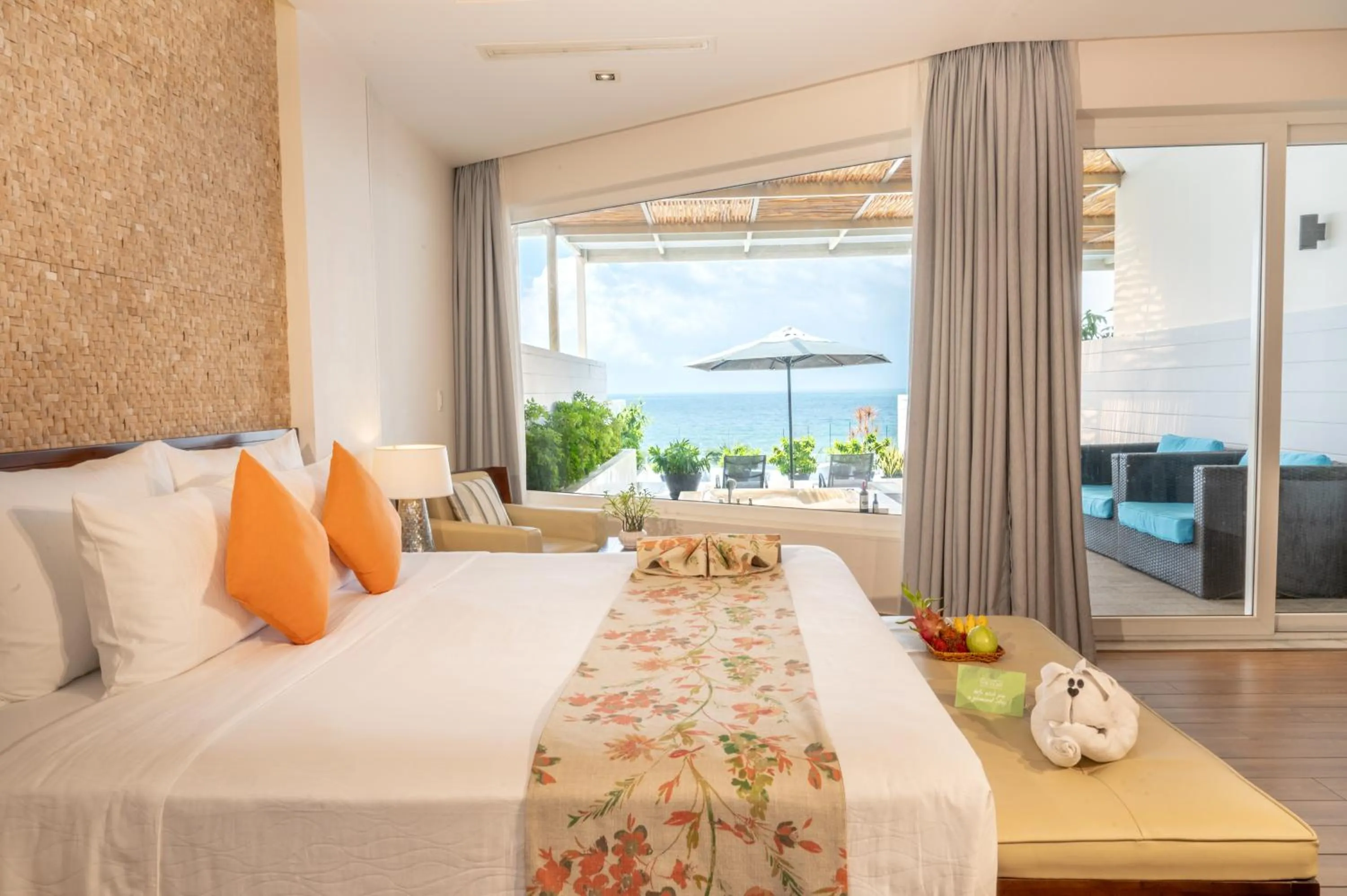 Bedroom, Bed in The Cliff Resort & Residences
