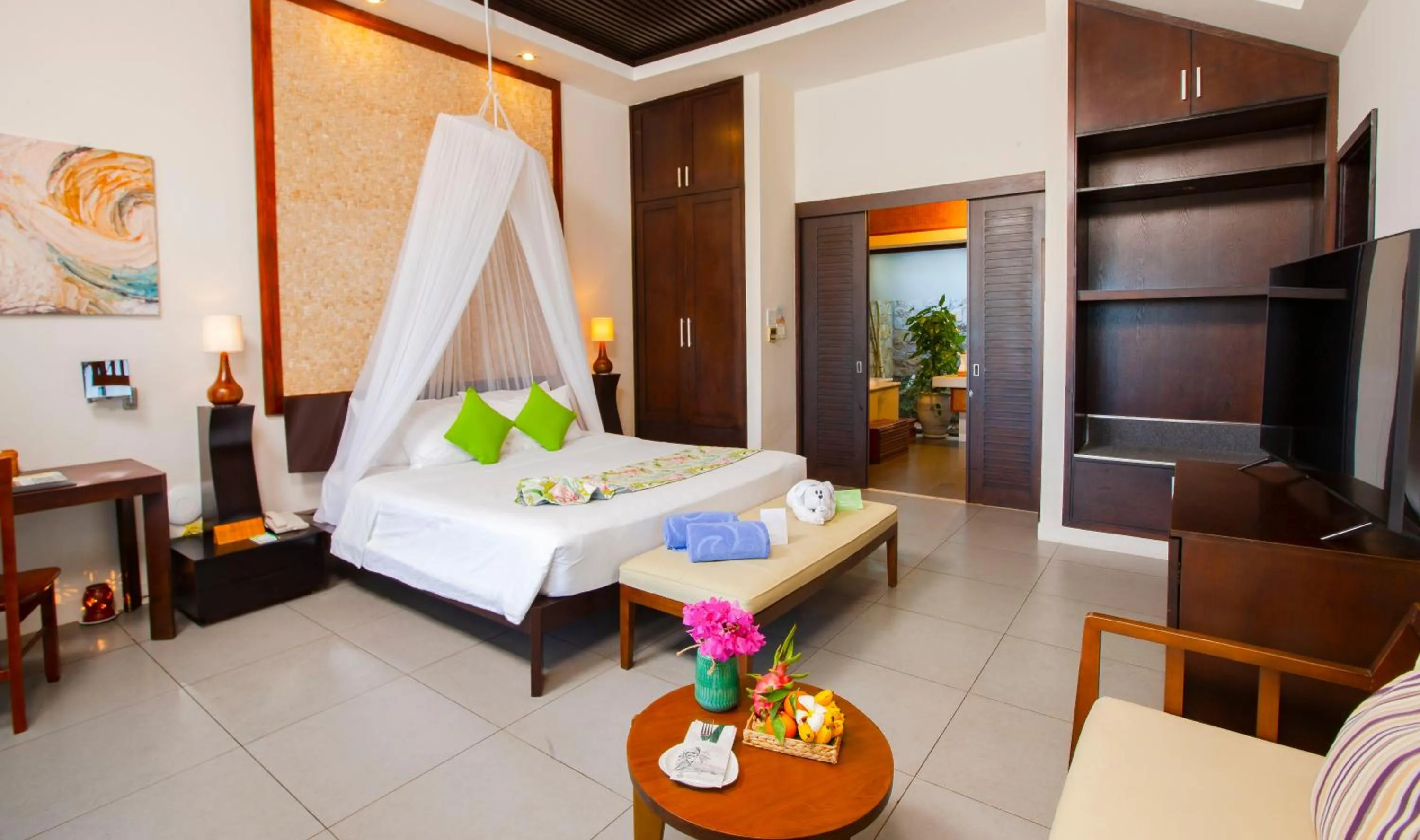 Bedroom, Bed in The Cliff Resort & Residences