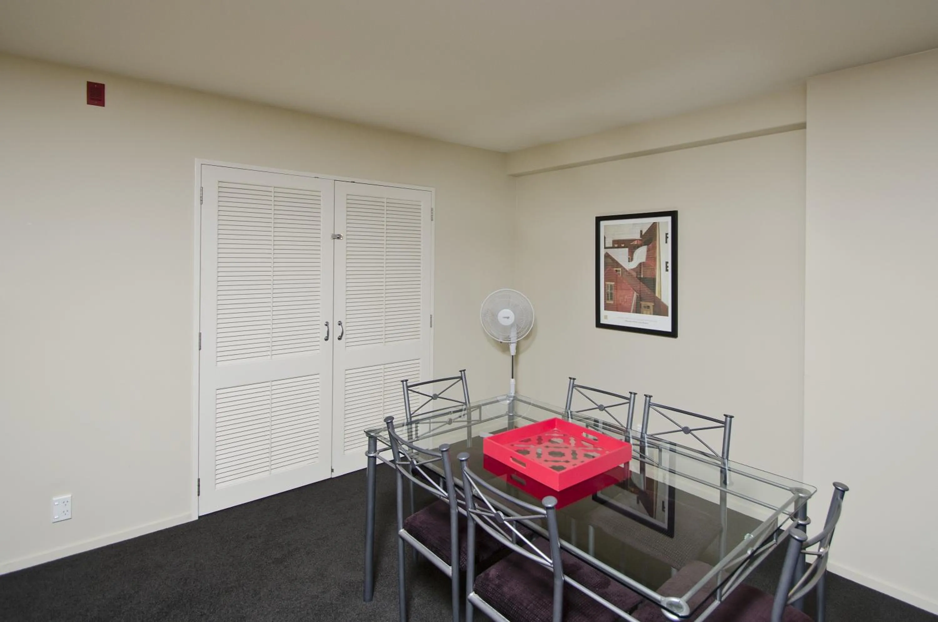 Dining area in Pavilion Beachfront Apartments