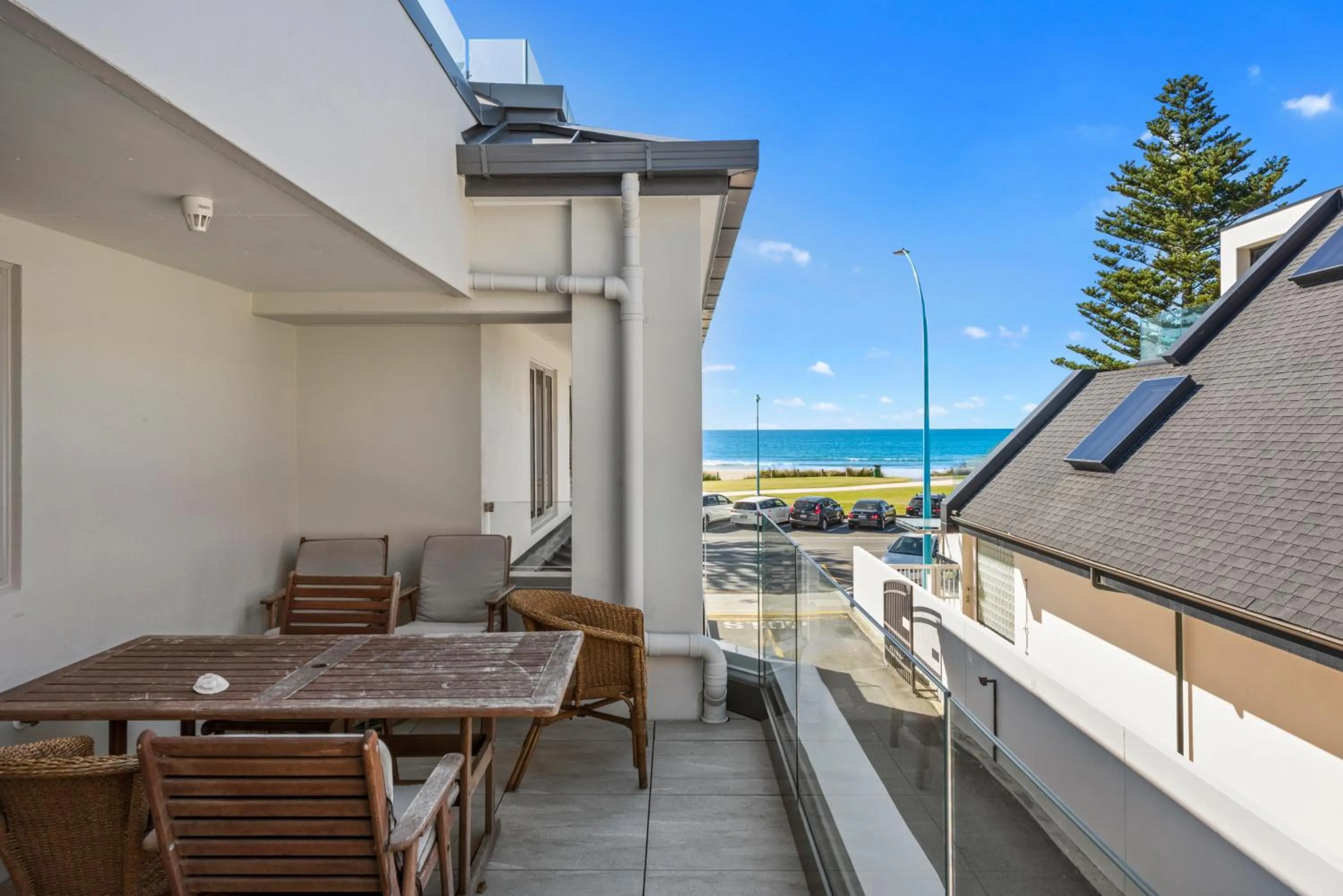Balcony/Terrace in Pavilion Beachfront Apartments