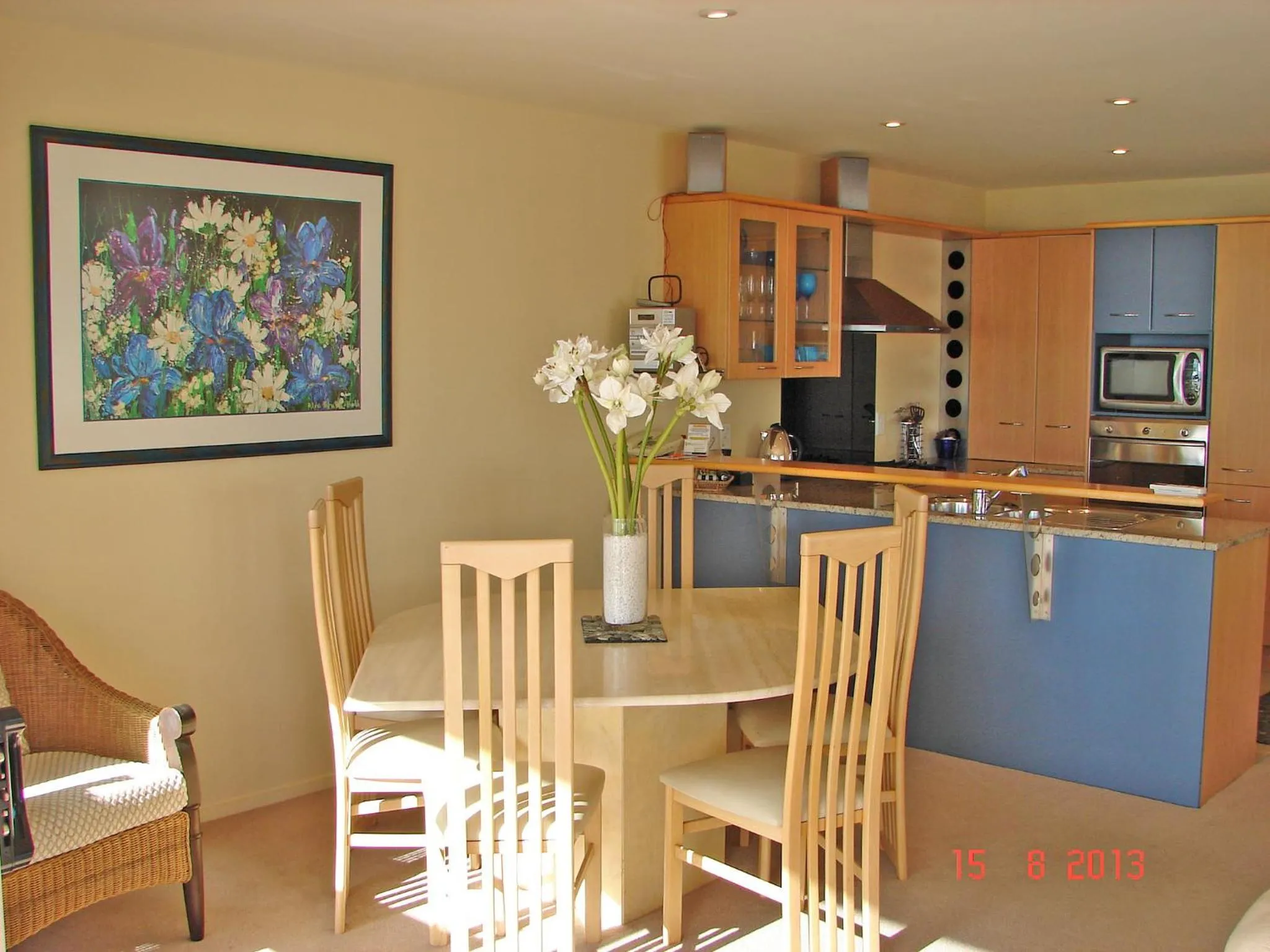 Kitchen or kitchenette in Pavilion Beachfront Apartments