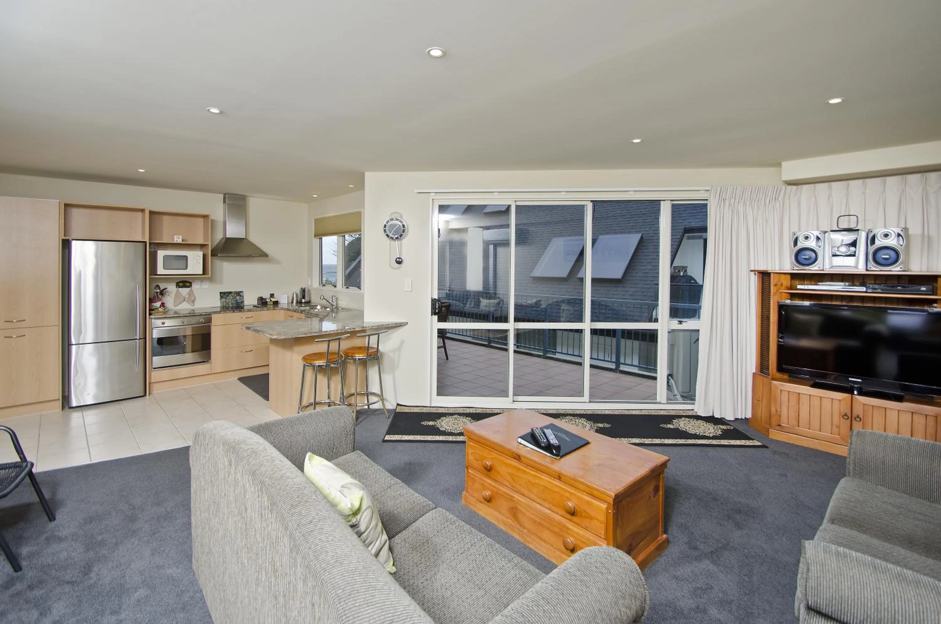 Living room in Pavilion Beachfront Apartments