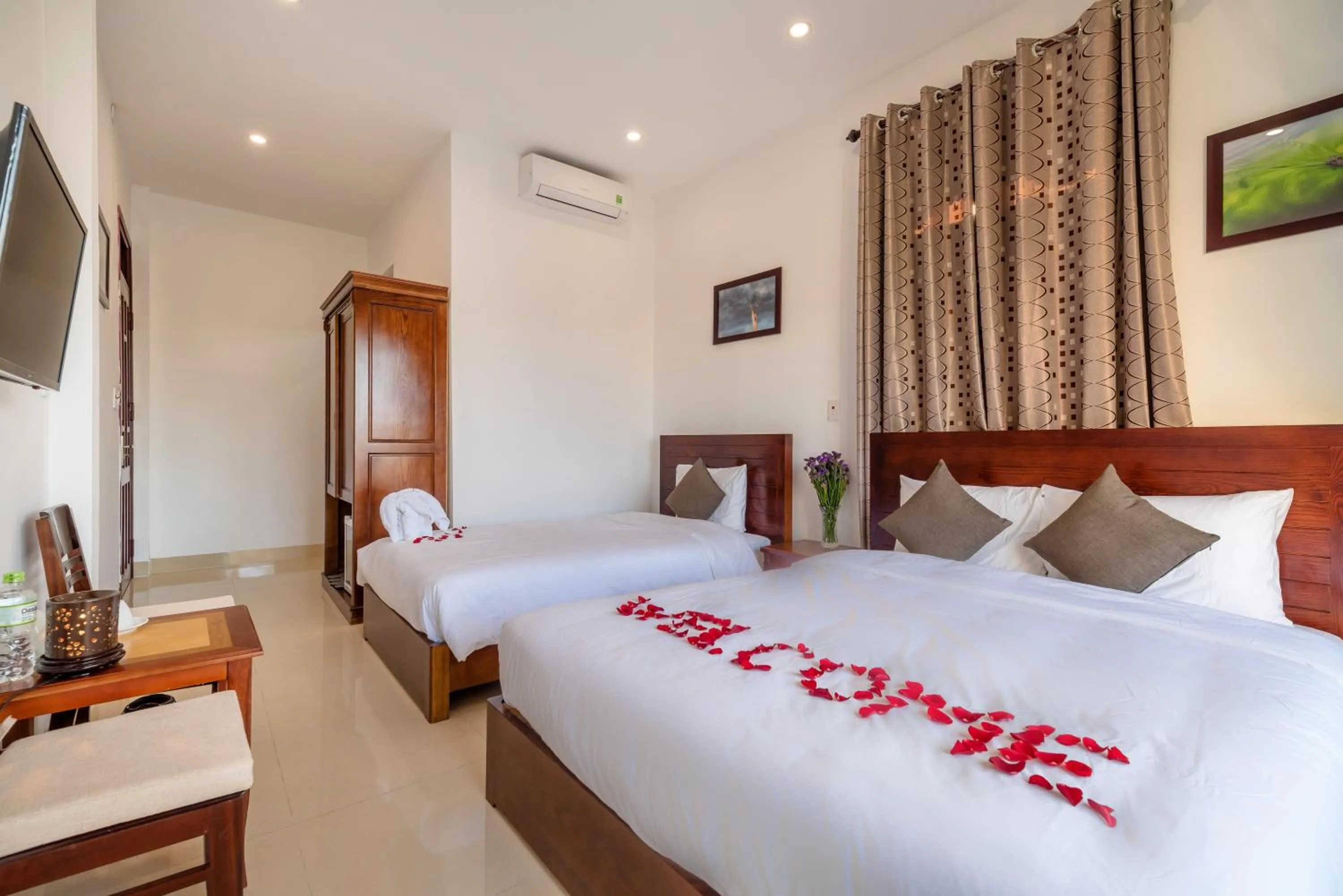 Bed in Hanh Nhung Villa