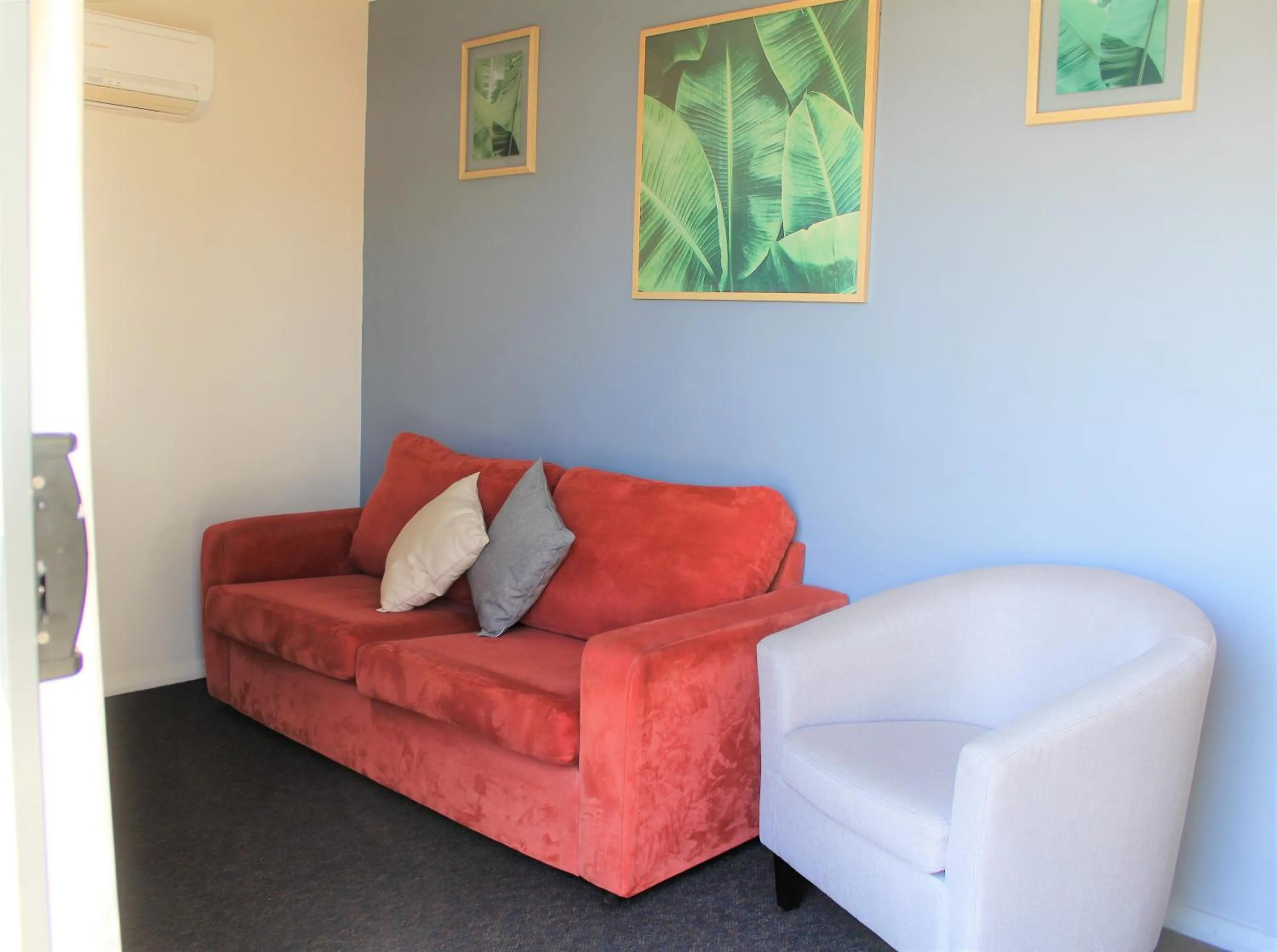 Living room in BIG4 Hobart Airport Tourist Park