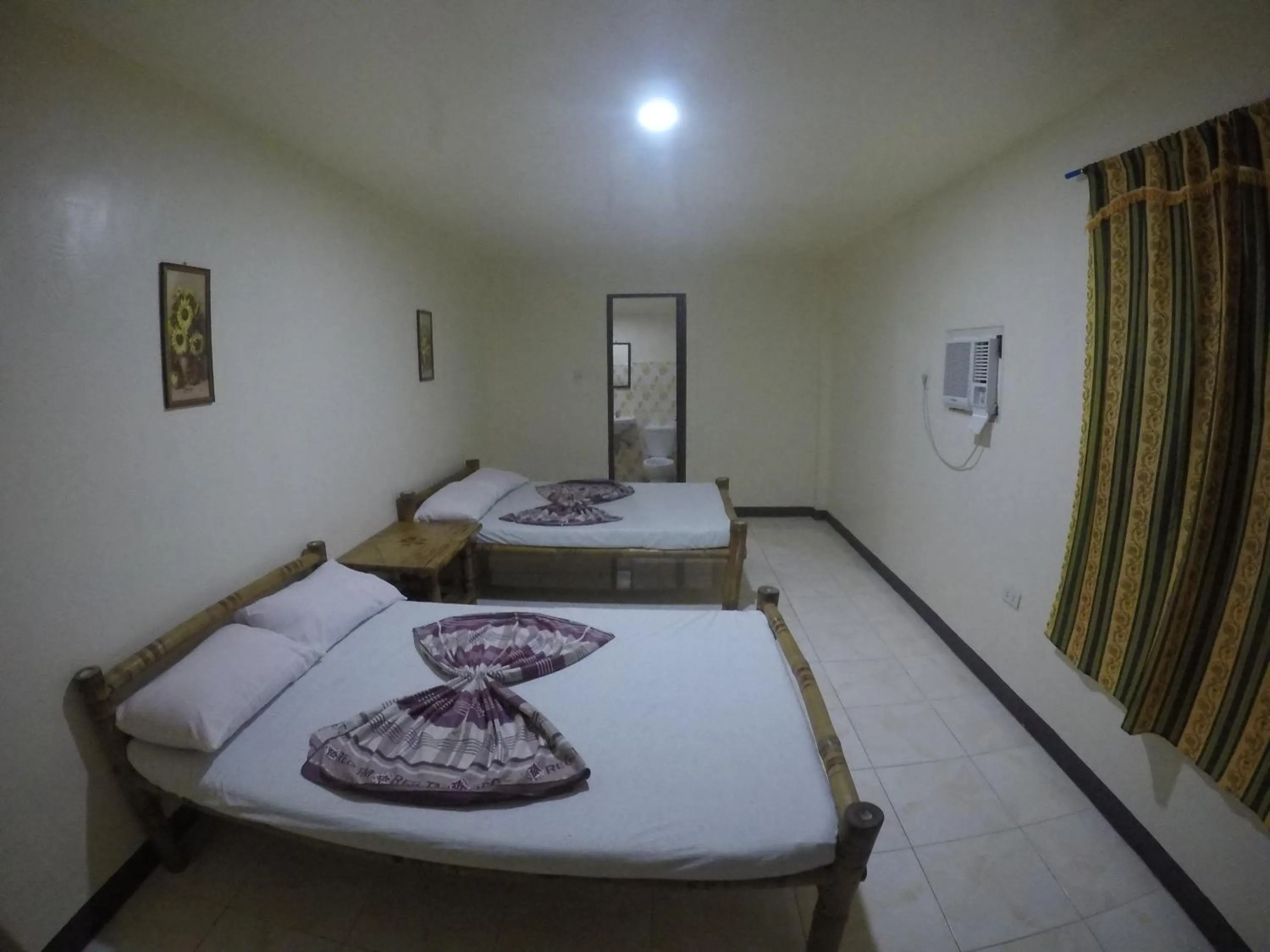 Bed in Se San Beach Resort-Isla de Gigantes