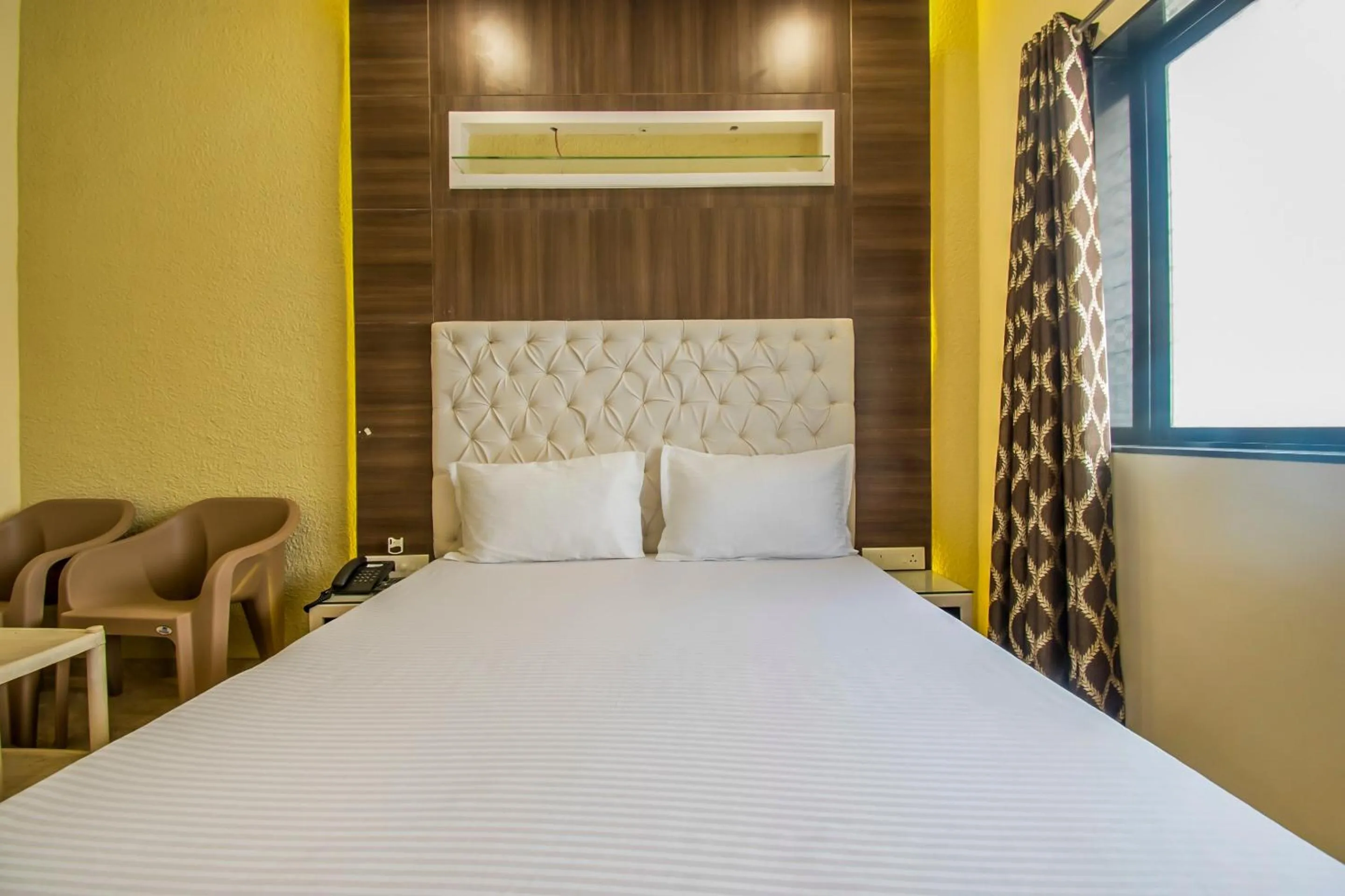 Bedroom in Aasra Lodge