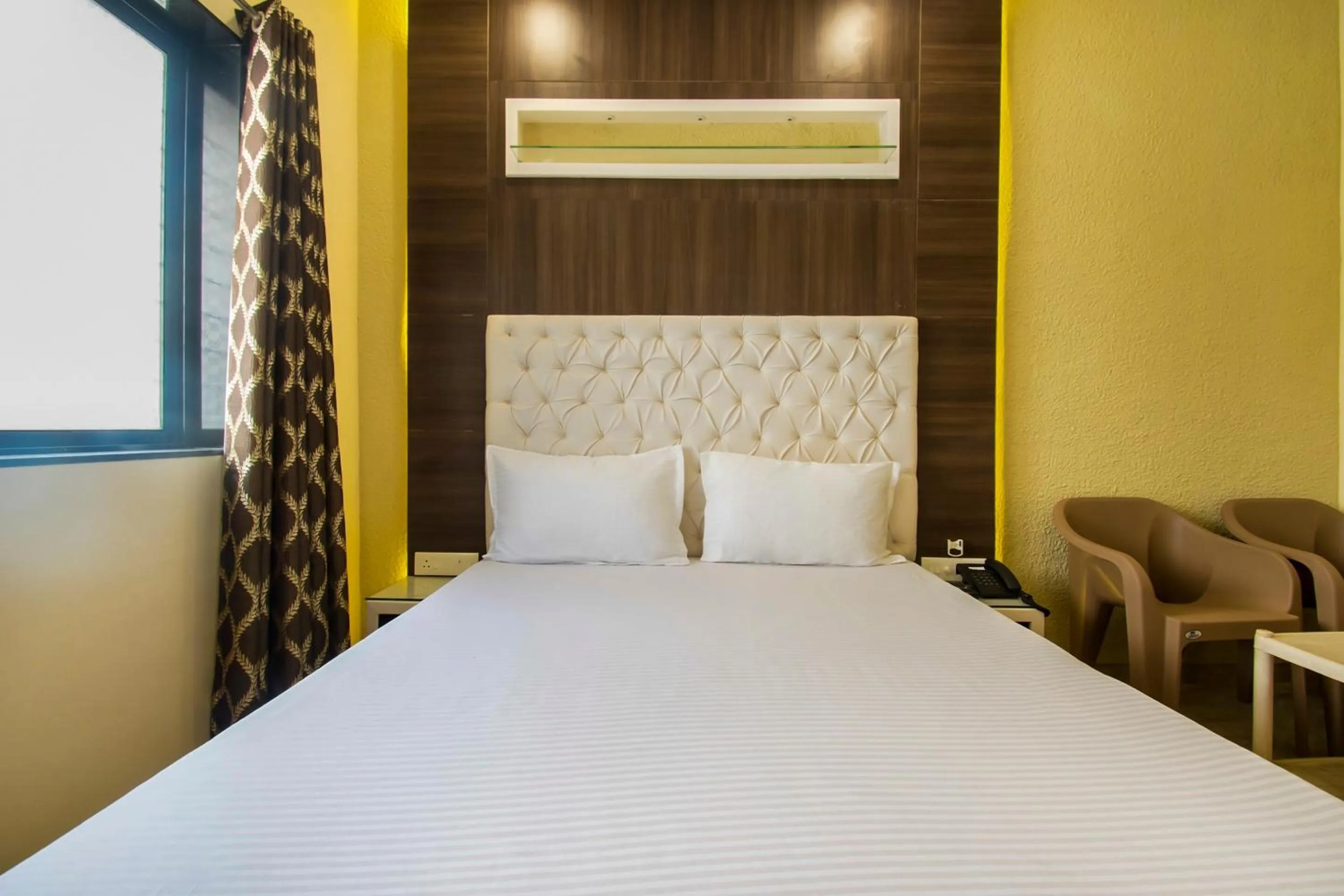 Bedroom in Aasra Lodge