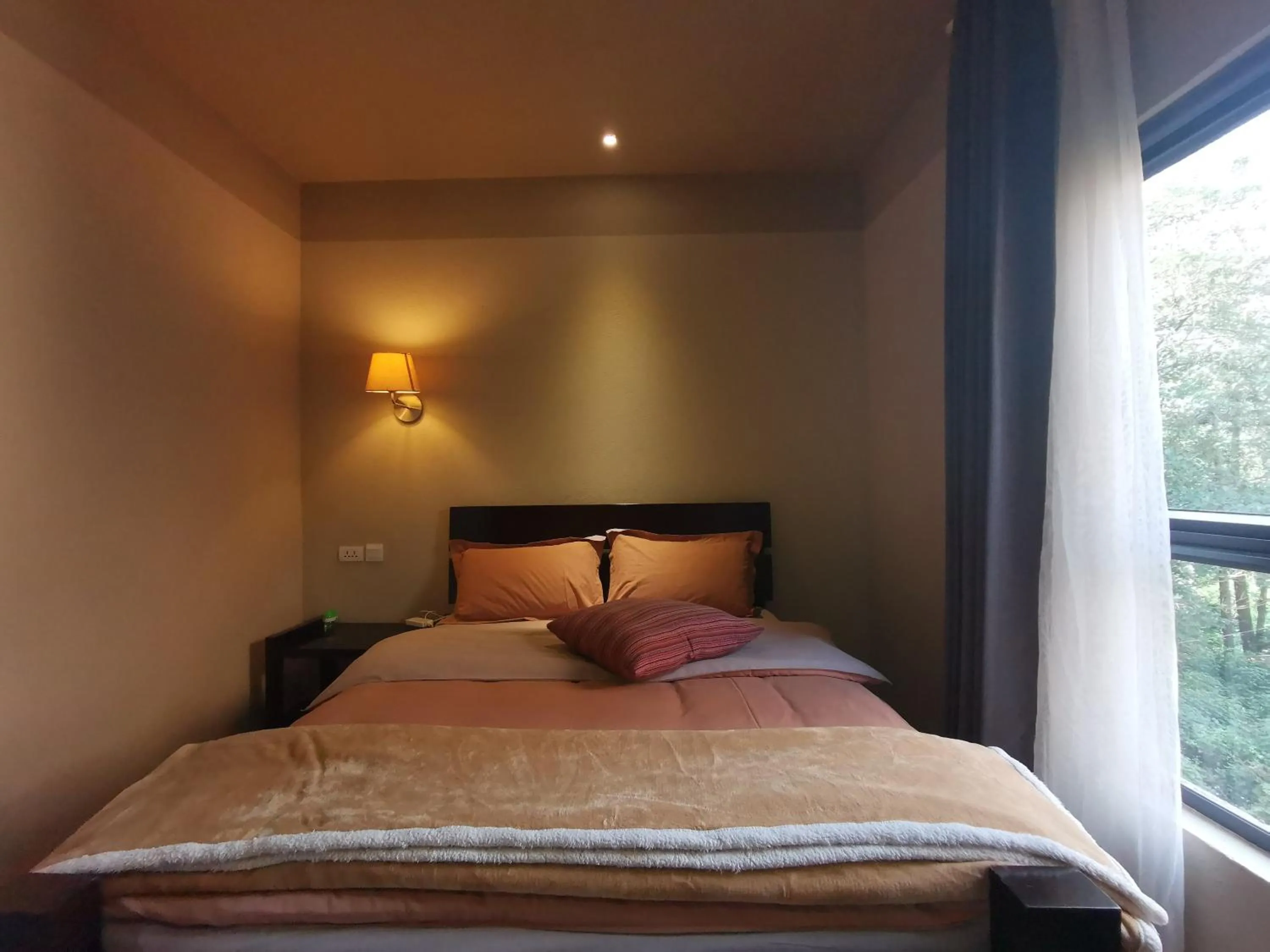 Photo of the whole room in Beyond The Cloud