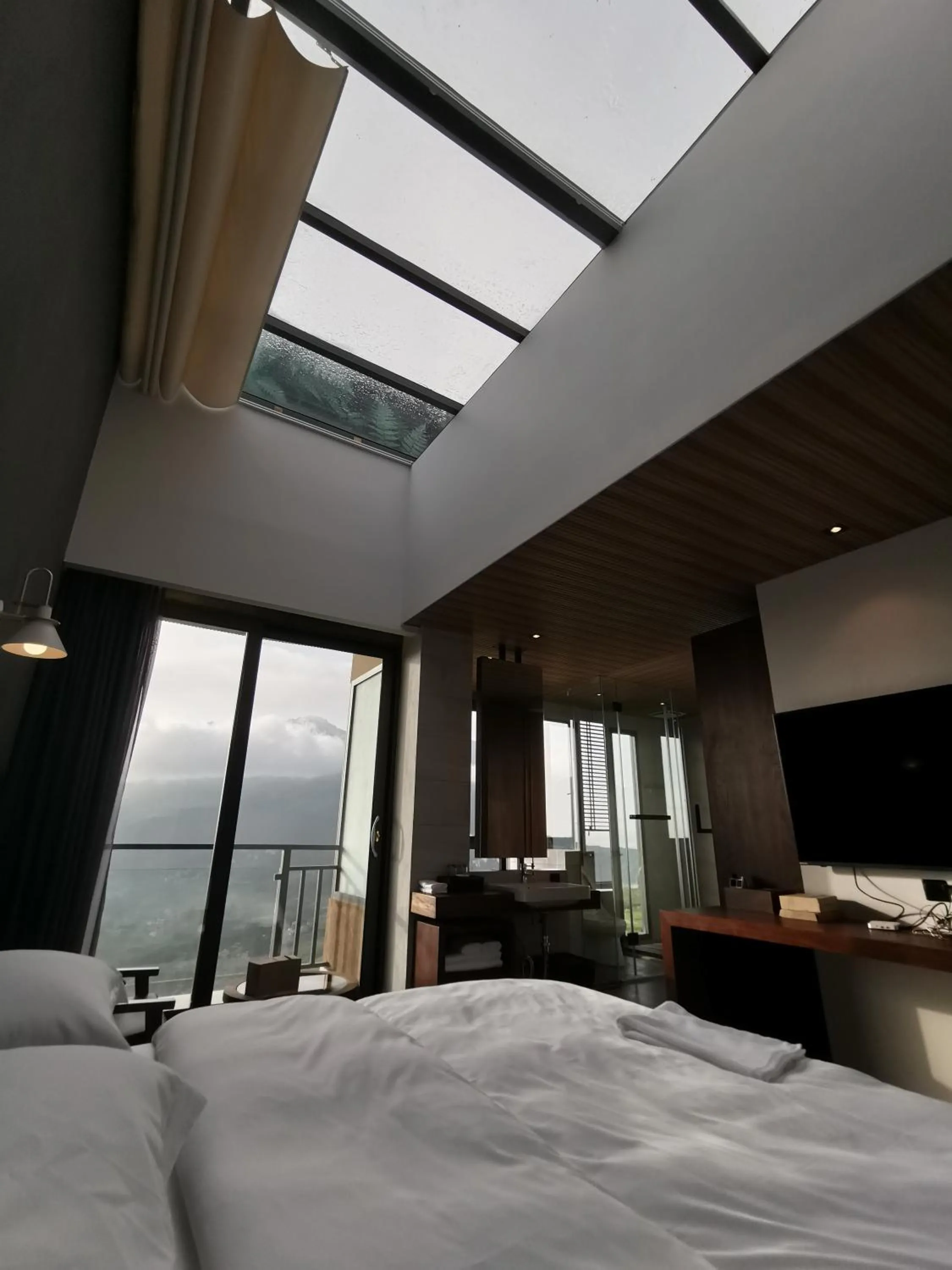 Photo of the whole room in Beyond The Cloud