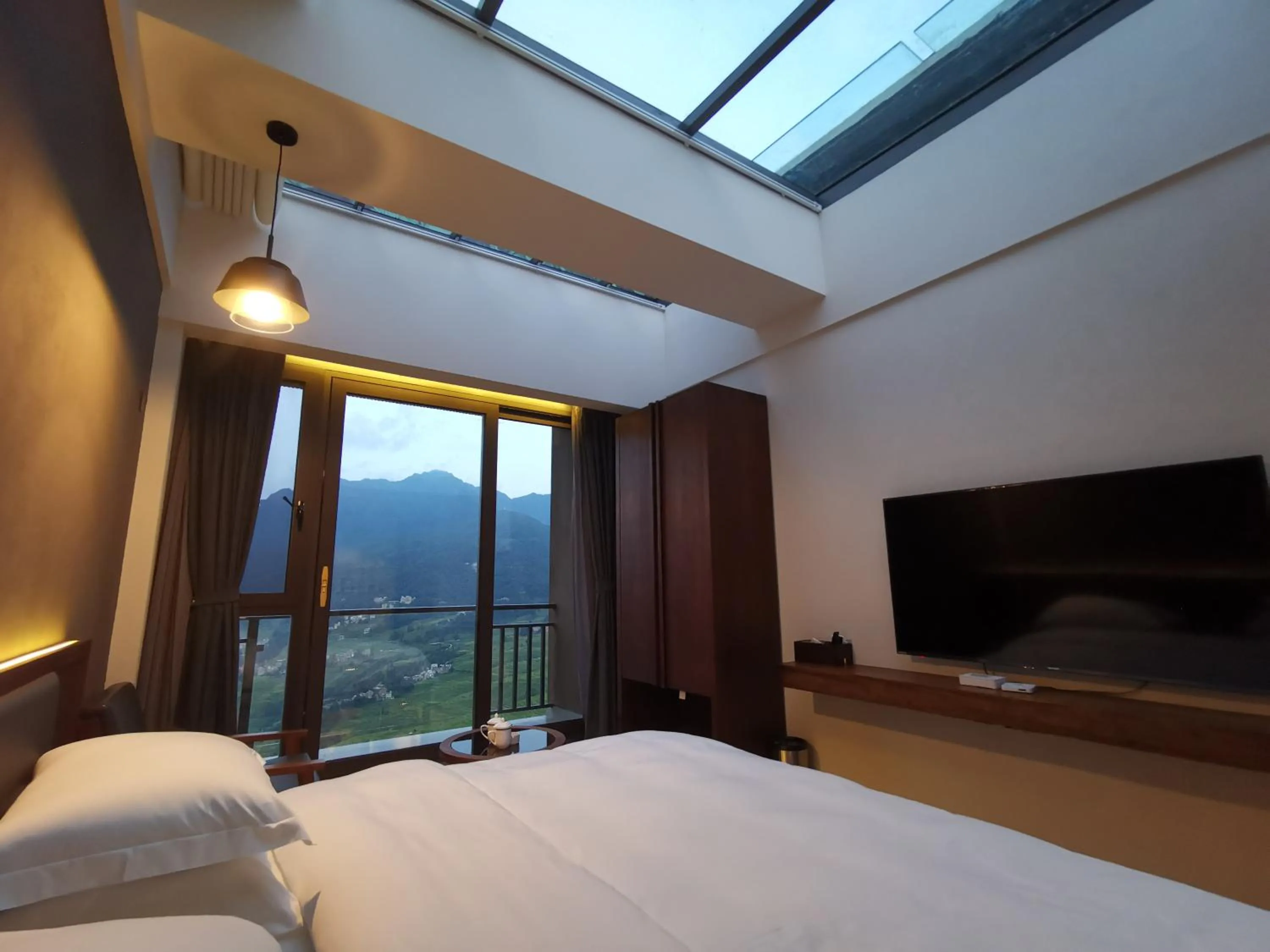 Photo of the whole room in Beyond The Cloud