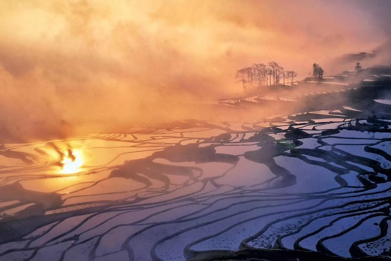 Sunrise in Beyond The Cloud