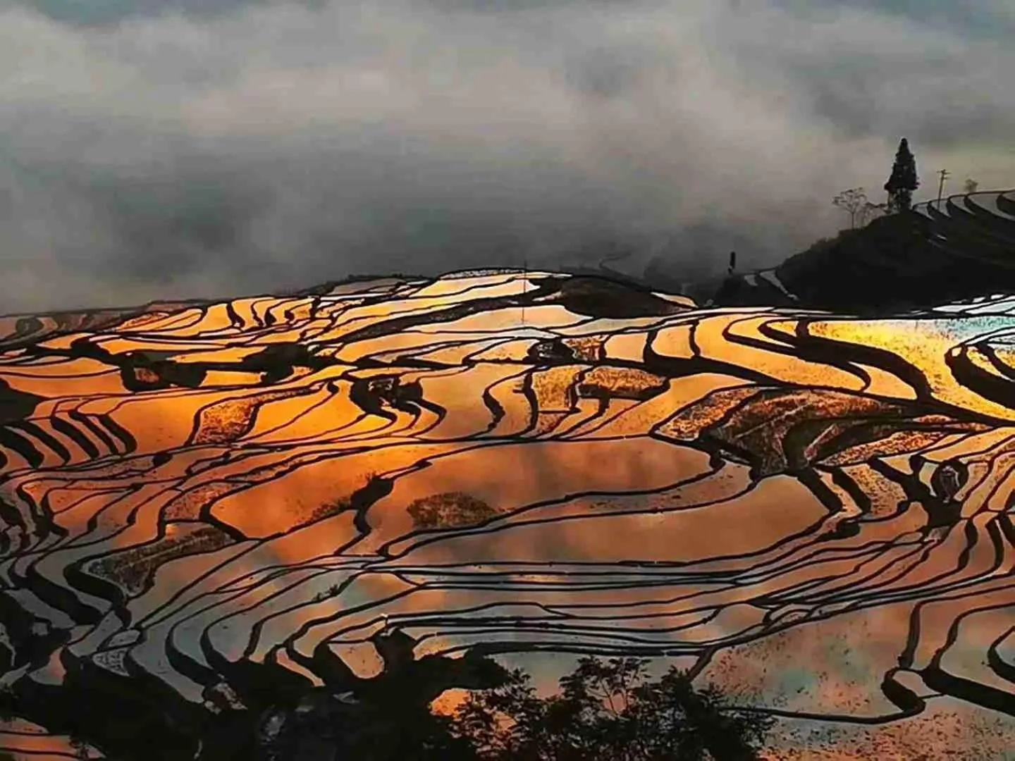 Landmark view in Beyond The Cloud